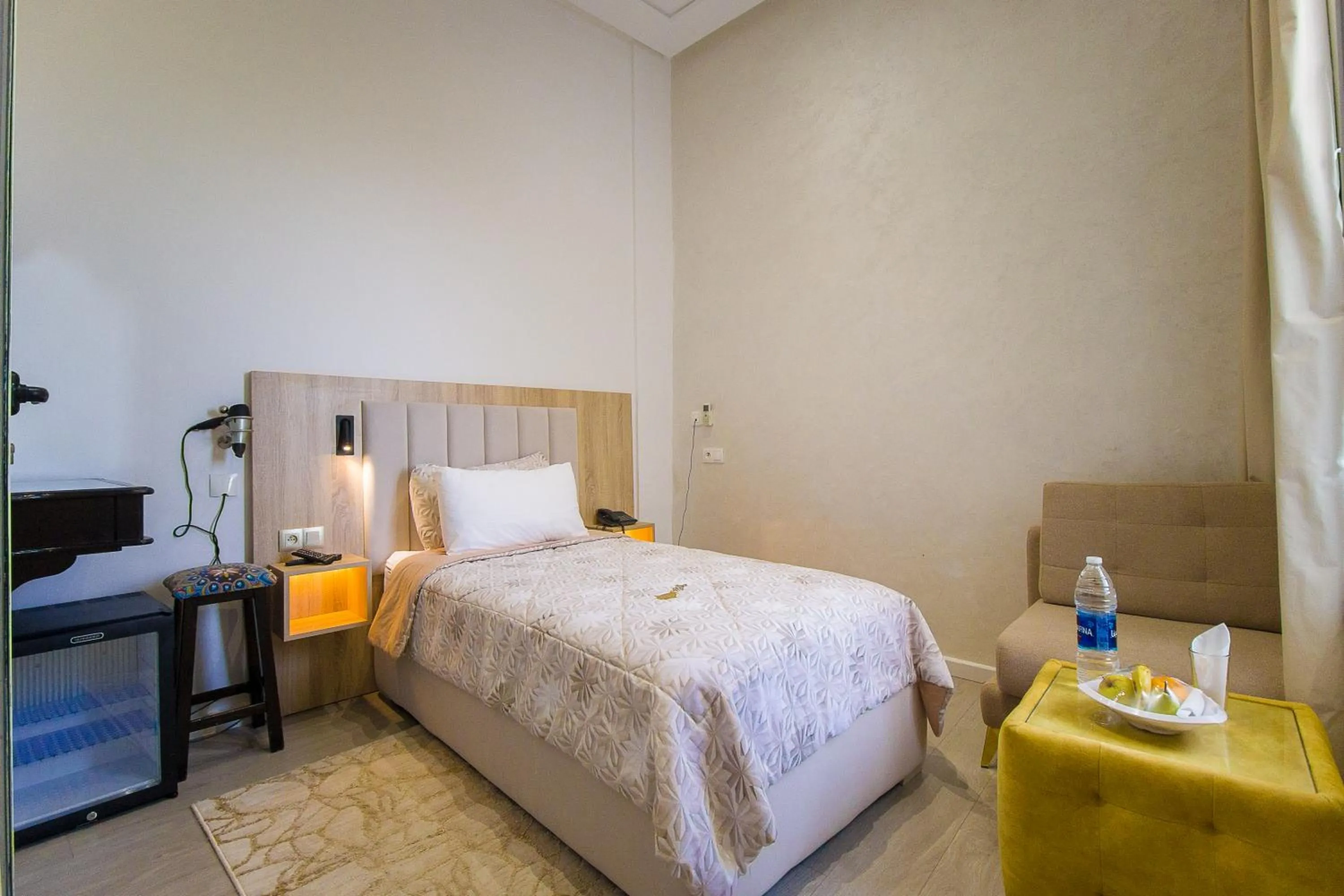 Photo of the whole room, Bed in Mamora Bay