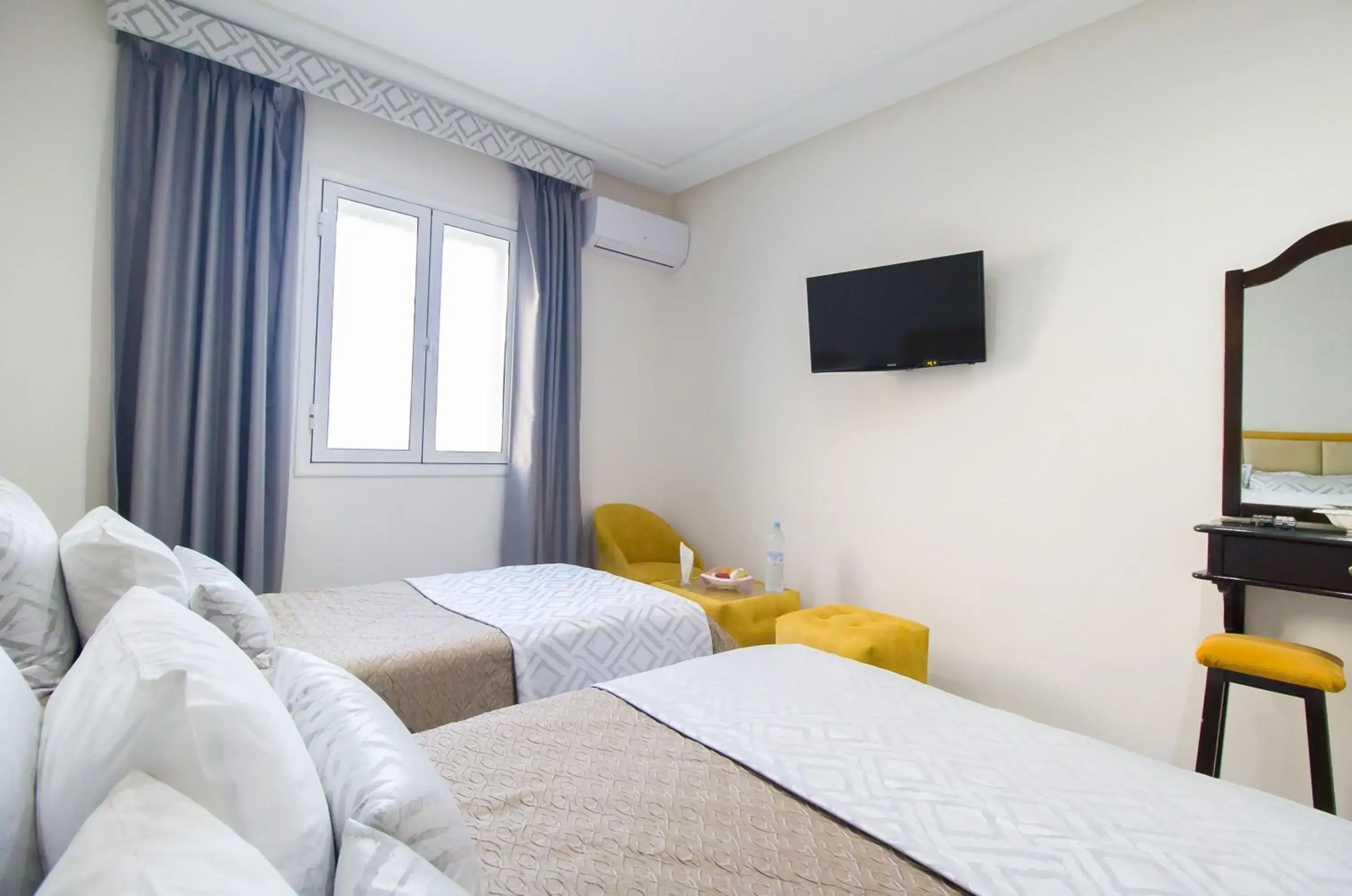 Bed in Mamora Bay Bed in Mamora Bay