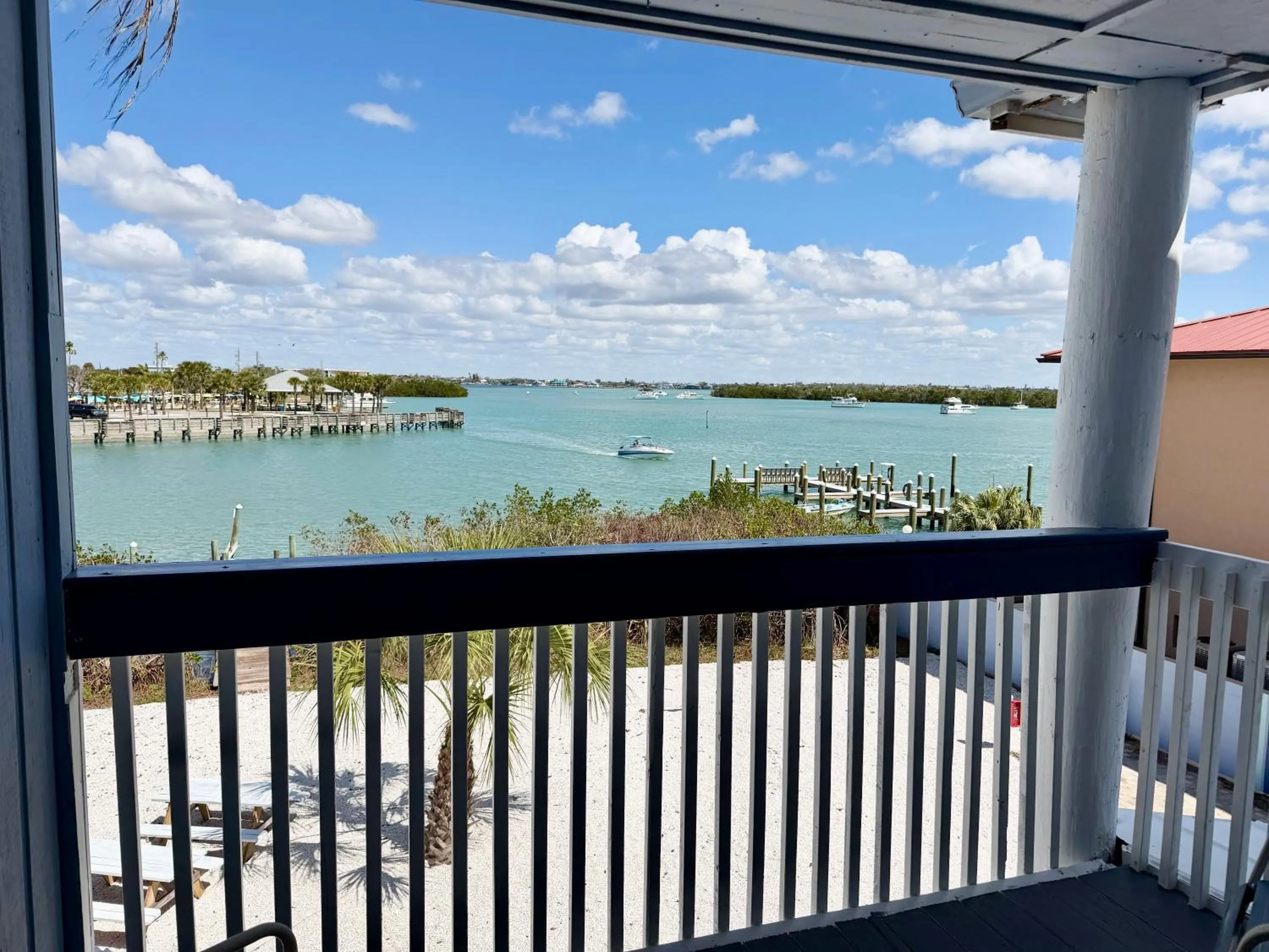 Two-Bedroom Apartment with Balcony and Sea View in Chadwick Cove Marina