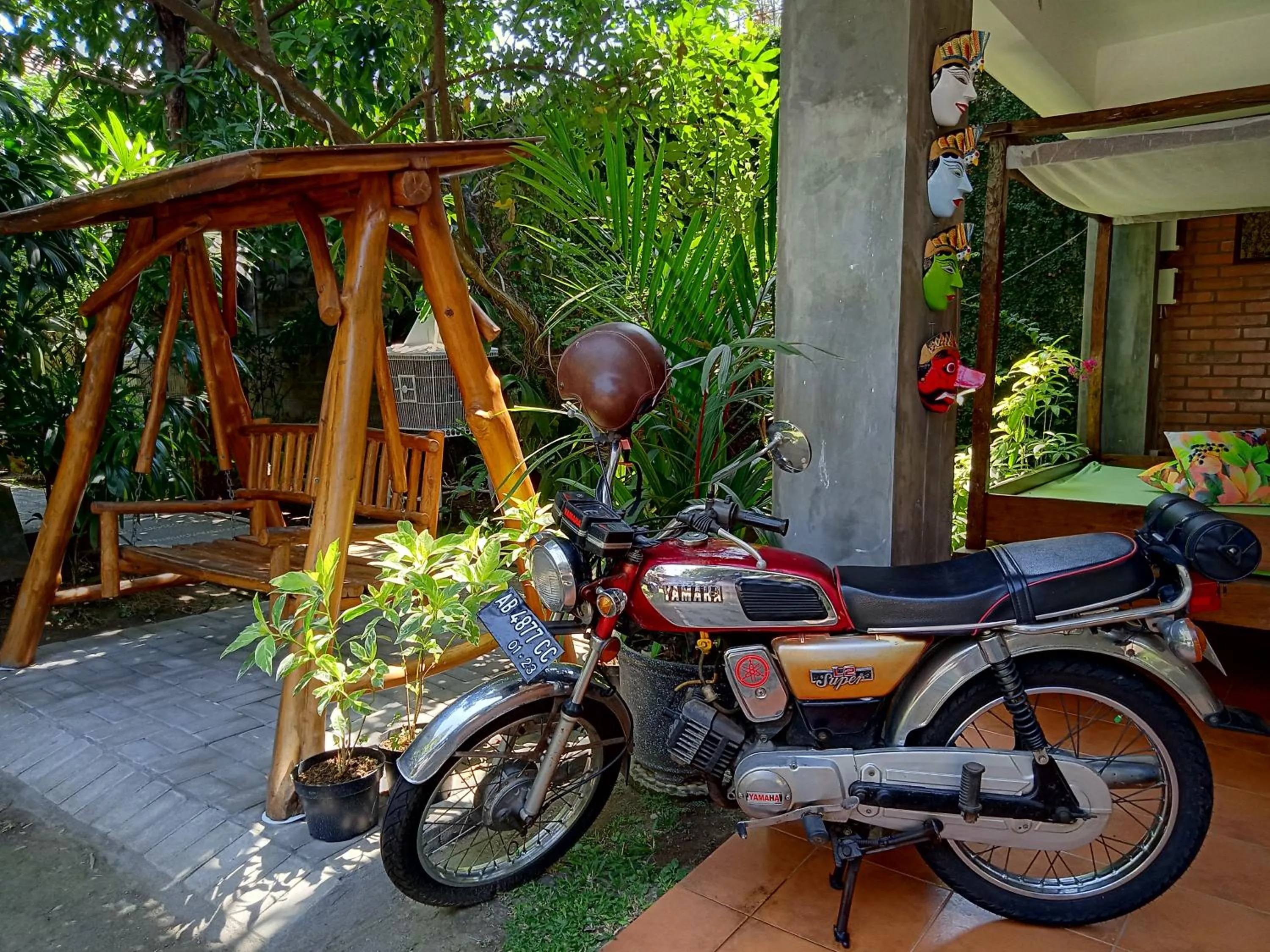 Day in Ndalem Suryo Saptono Guest House