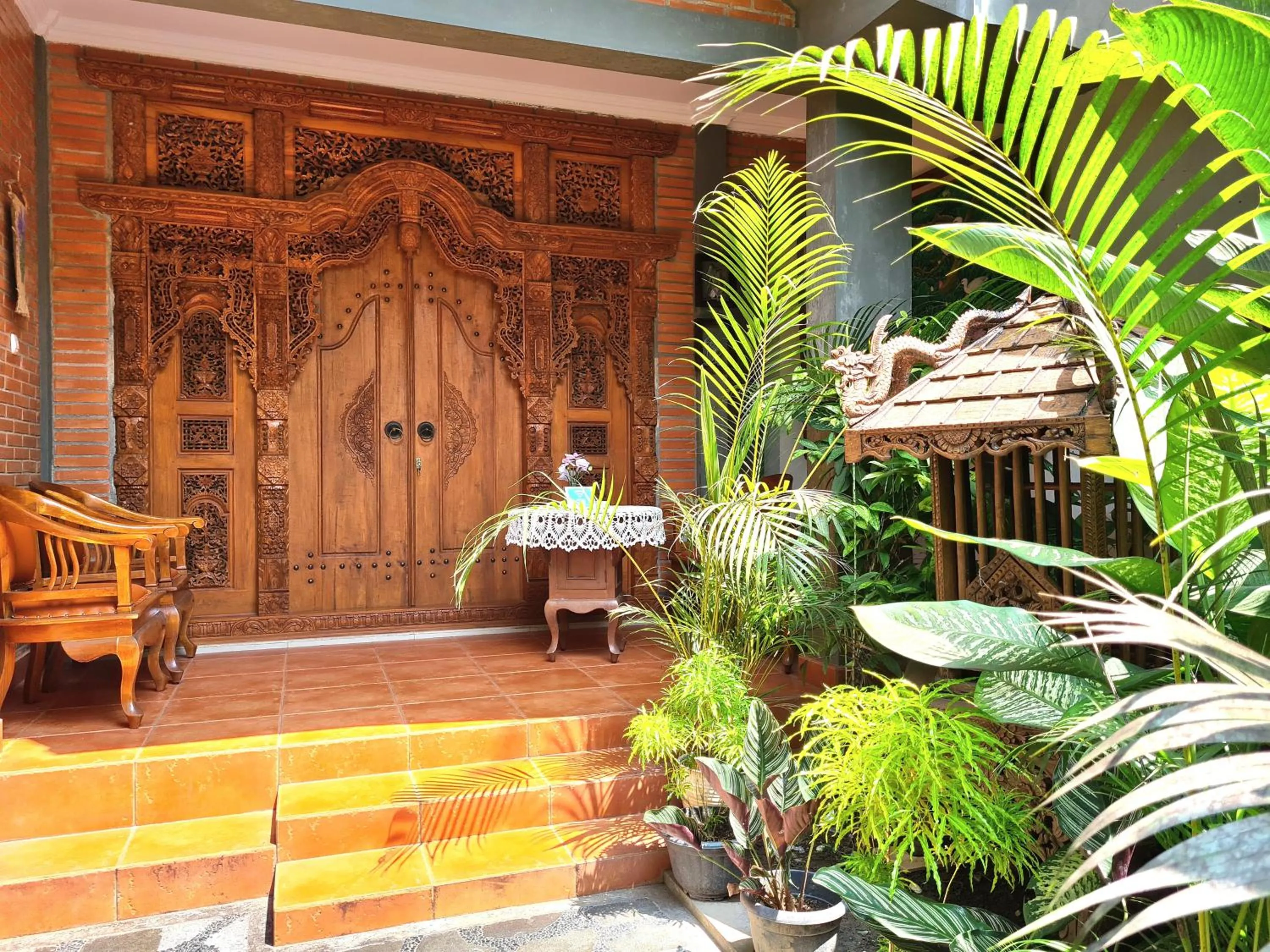 Balcony/Terrace in Ndalem Suryo Saptono Guest House
