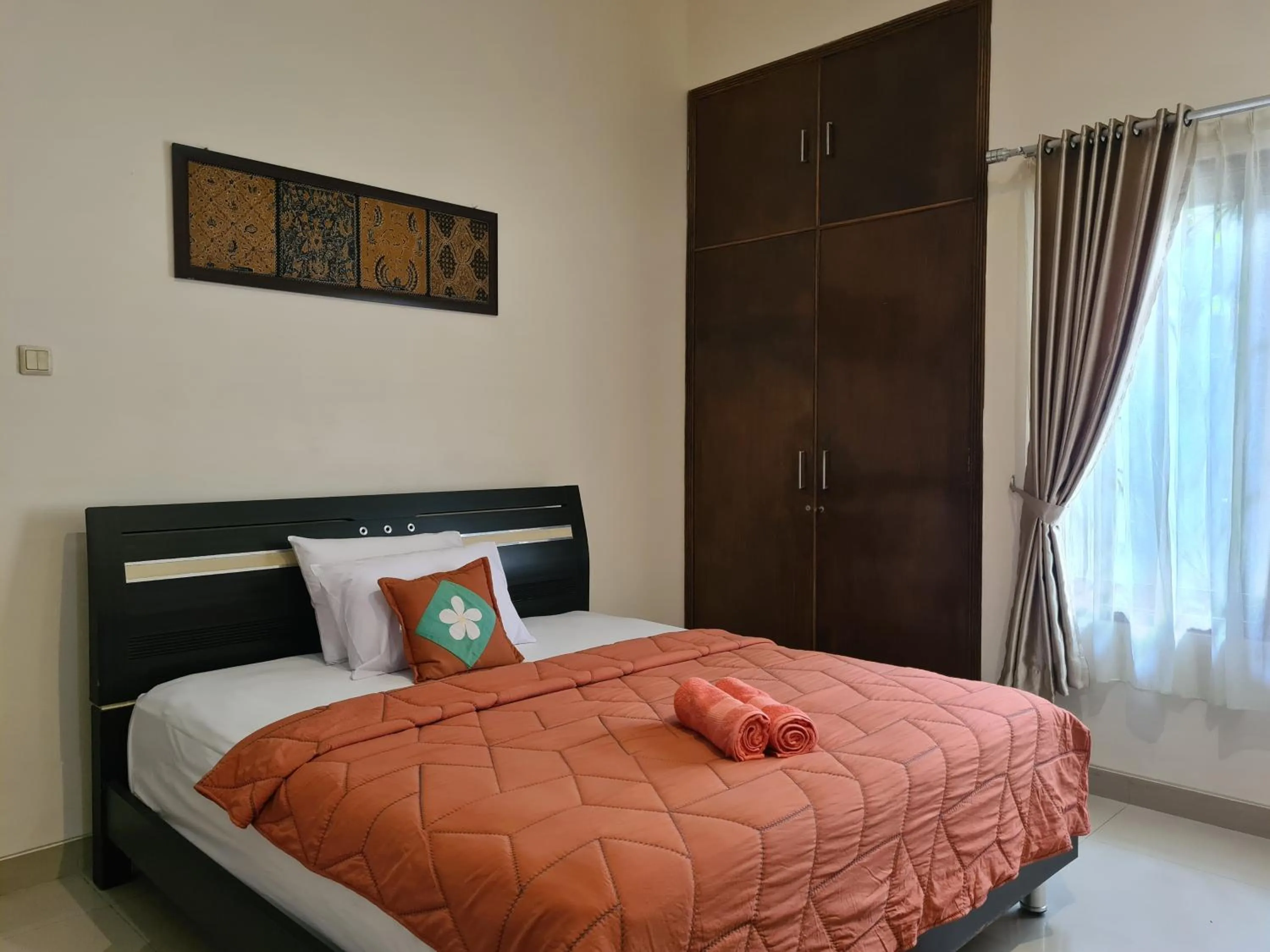 Bedroom, Bed in Ndalem Suryo Saptono Guest House