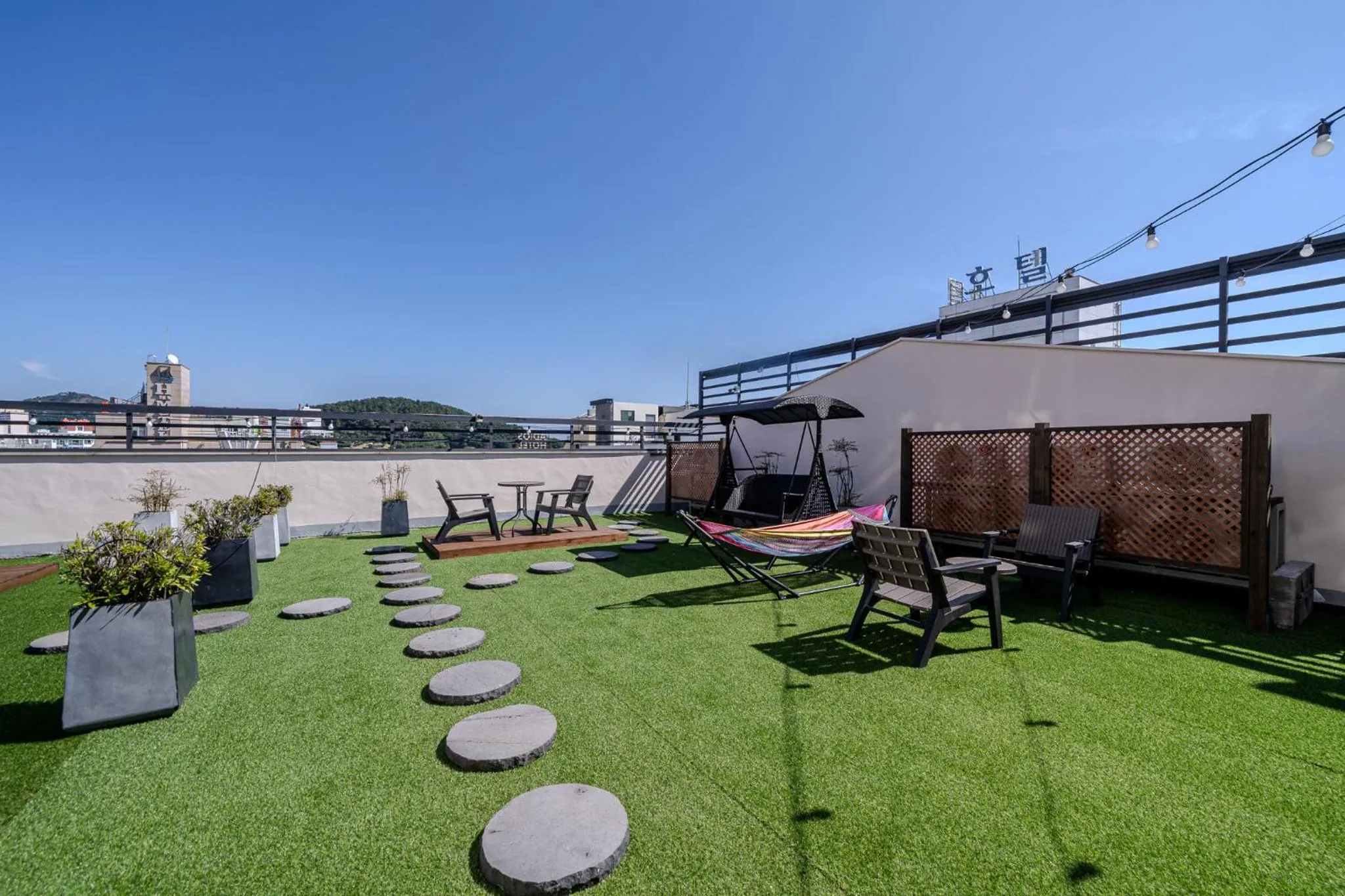 Hound Hotel Tongyeong