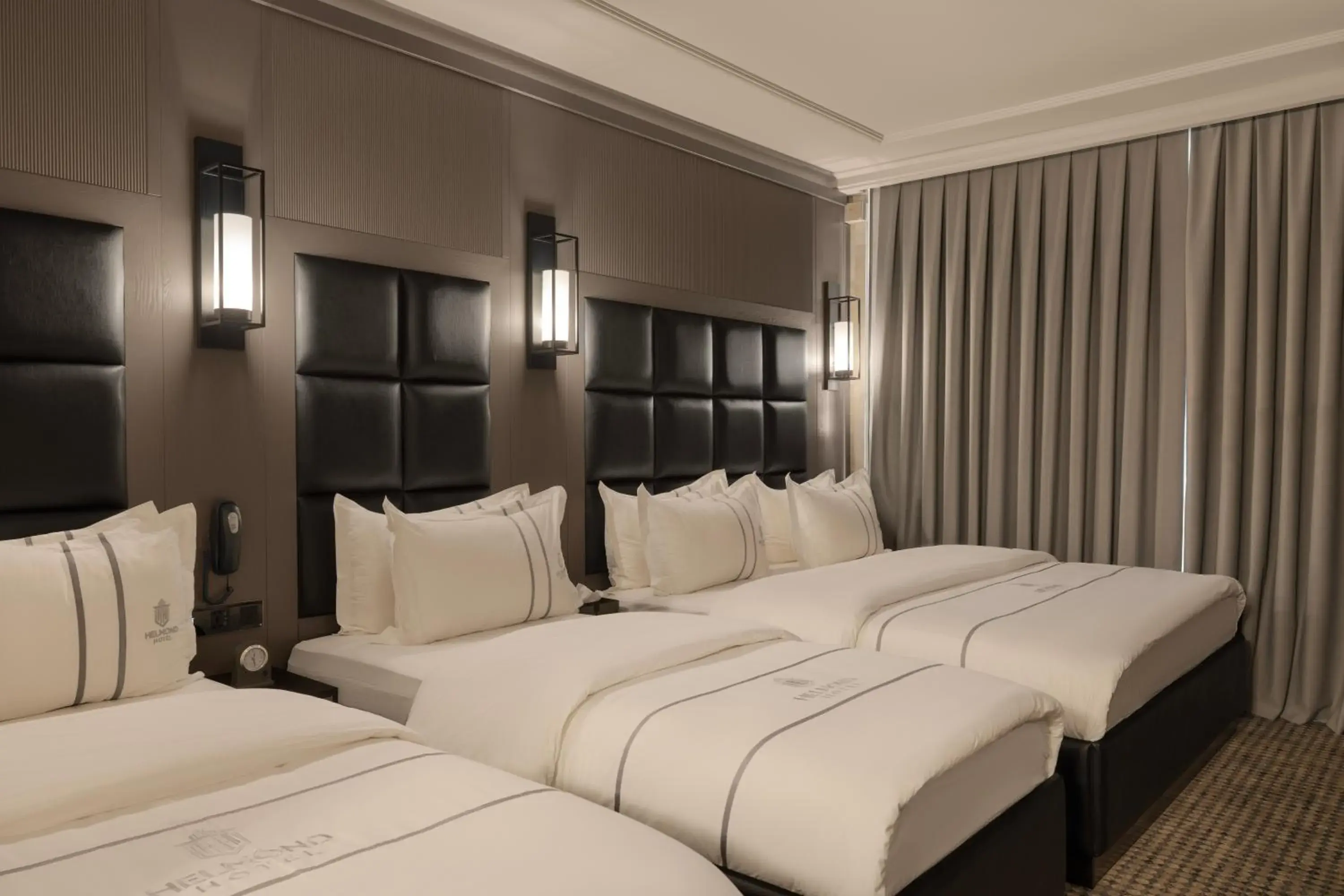 Deluxe Family Room in Helmond Hotel Deluxe Family Room in Helmond Hotel