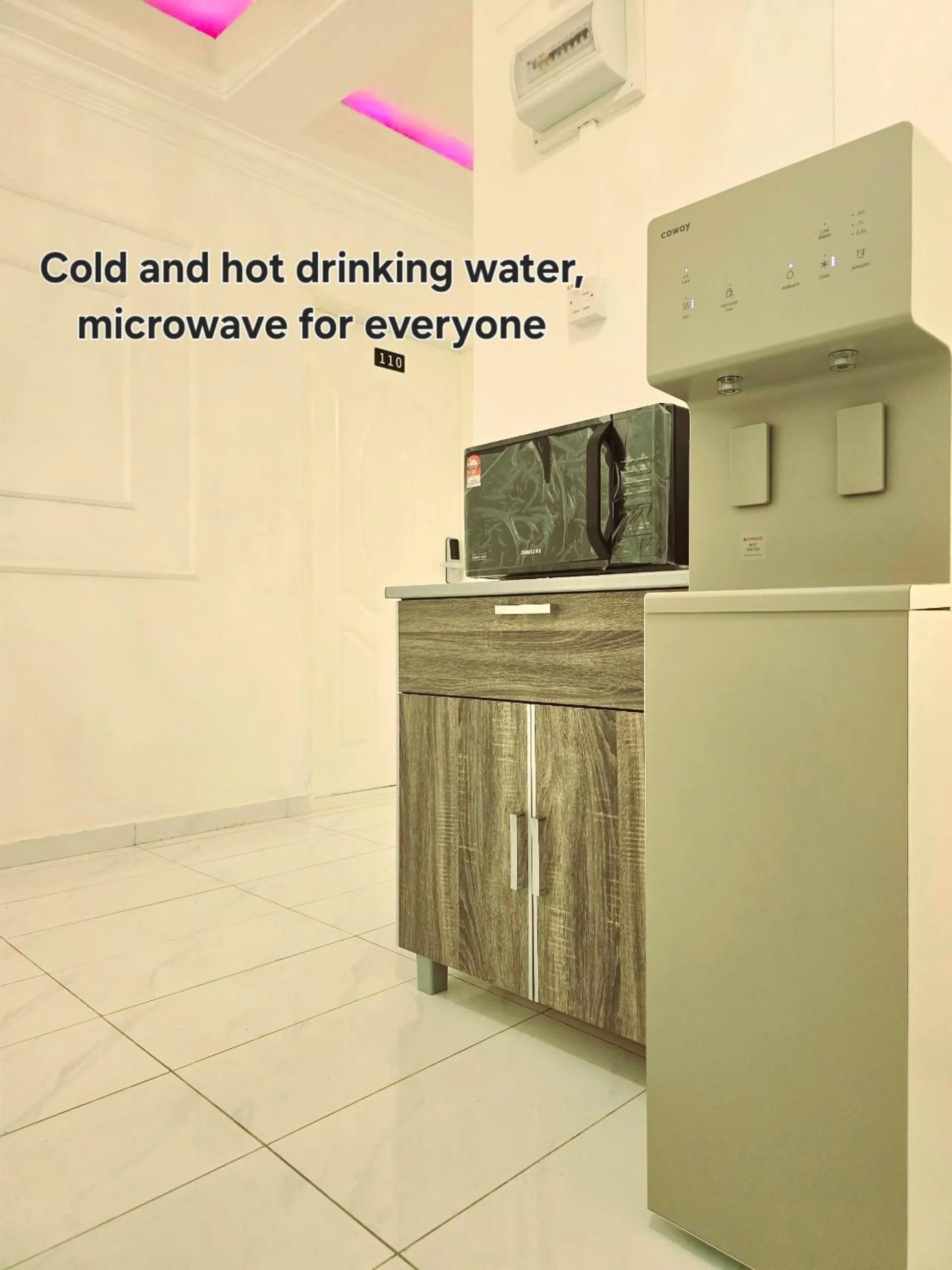 Kitchen or kitchenette in Grand Luxury Hotel Semporna