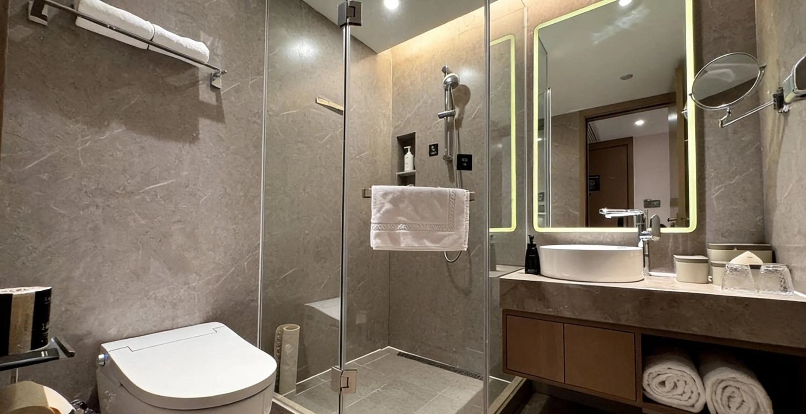 Atour X Hotel Hangzhou West Lake Hubin Yan'an Road