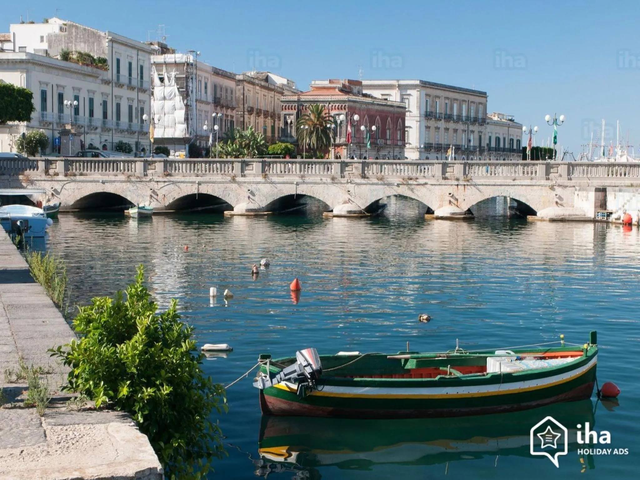 Neighbourhood in B&B Spiraglio