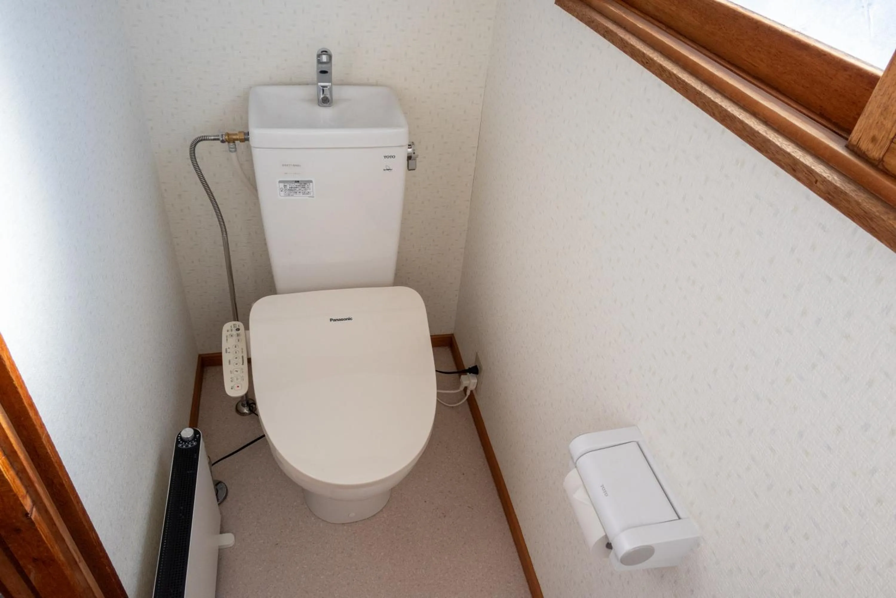 Toilet in FURANO ReLAX STAY B