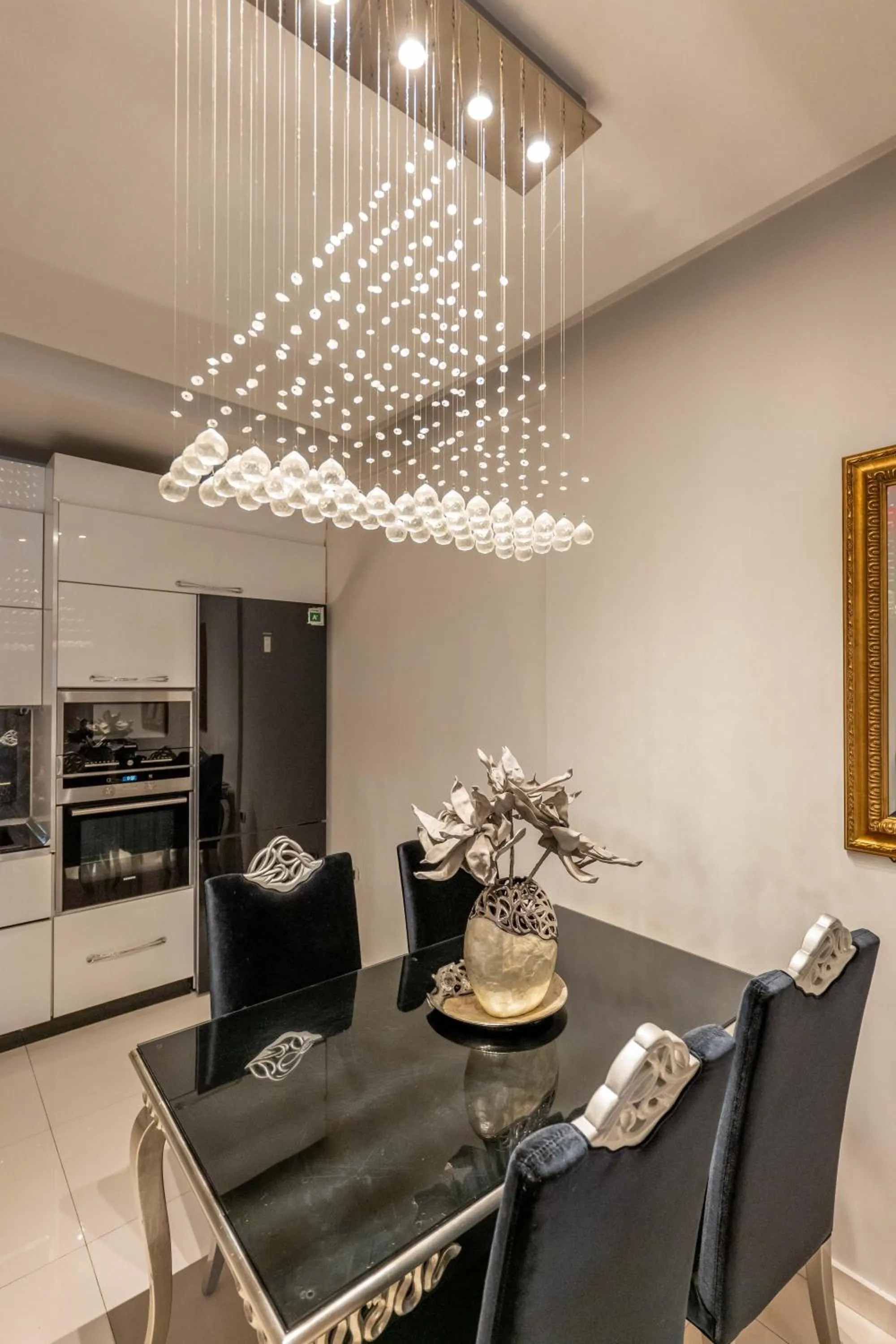 Tirent Apartment-Spacious 2-Bedroom Stay in Delijorgji Tirana