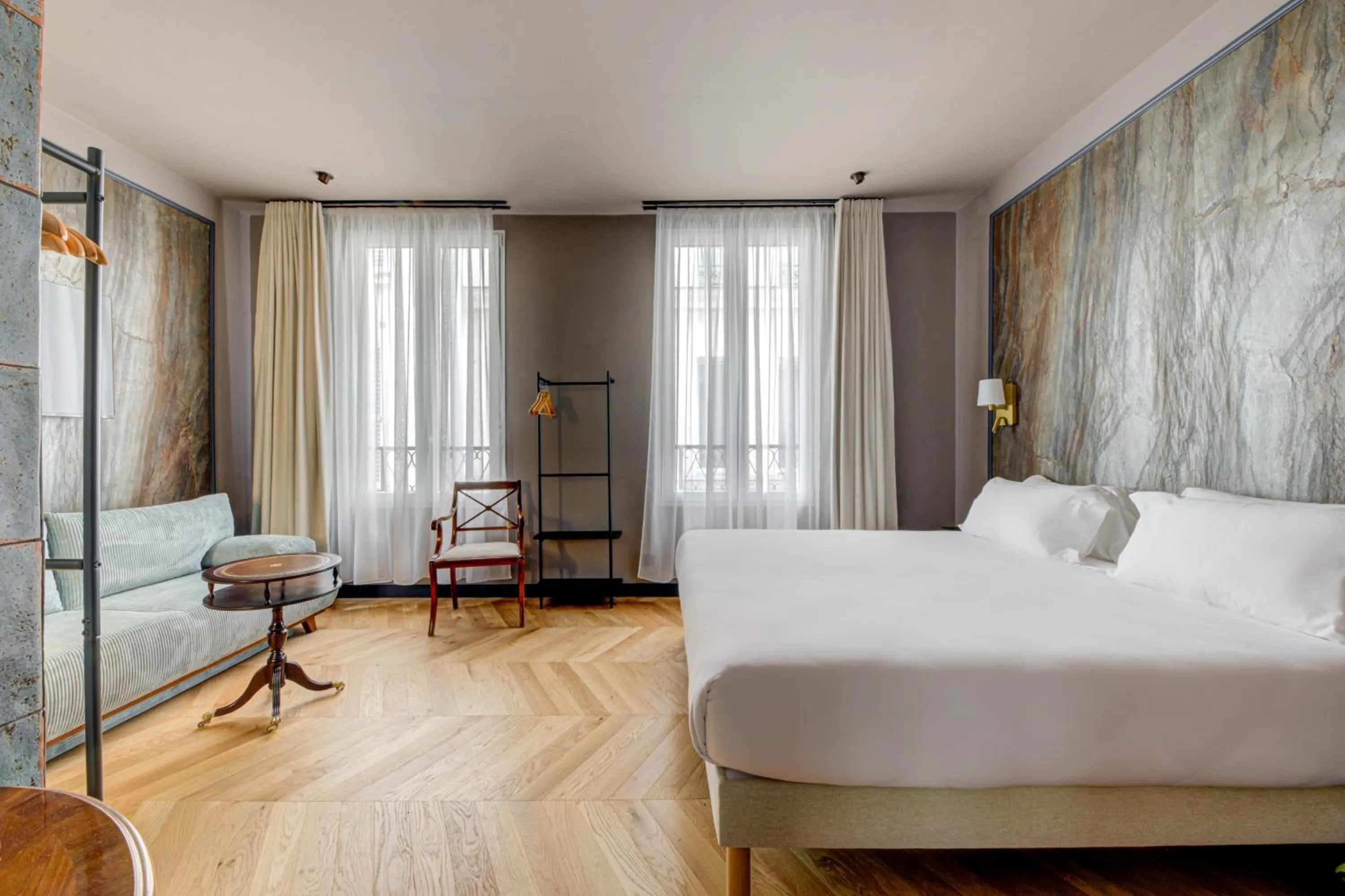 Photo of the whole room, Bed in Hôtel Maât Batignolles