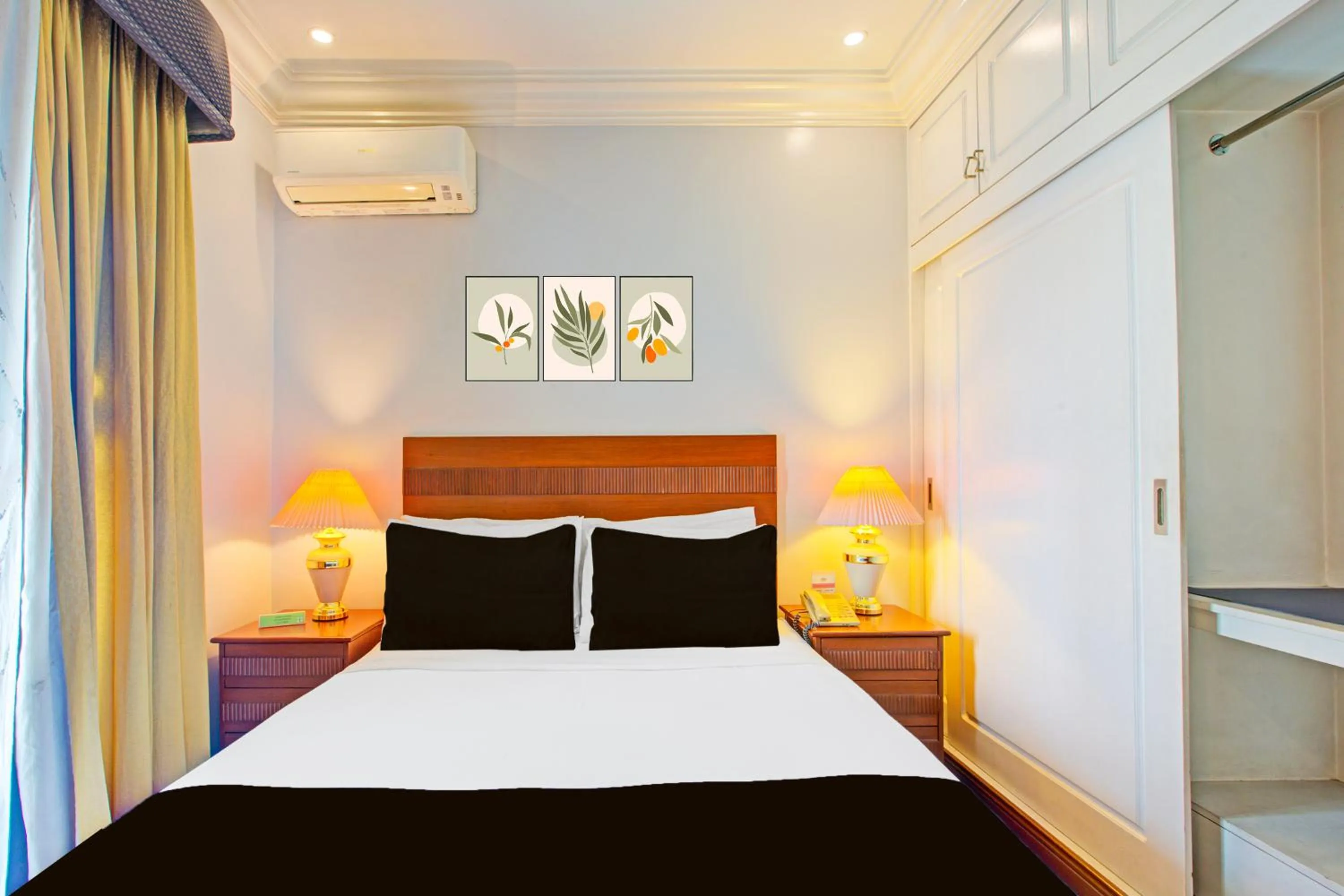 Bedroom, Bed in Collection O VIP Suites, Near PNR Pasay Evangelista, Makati Manila