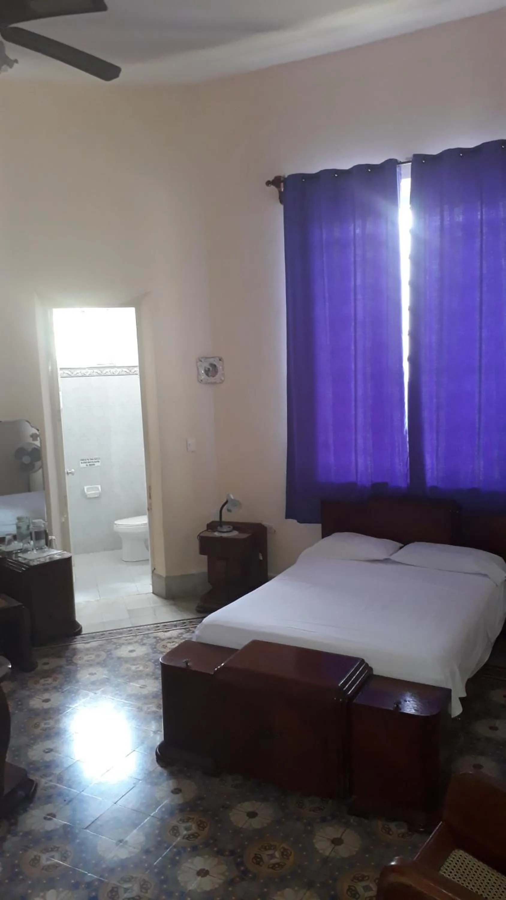 Photo of the whole room, Bed in La Casa del Turix