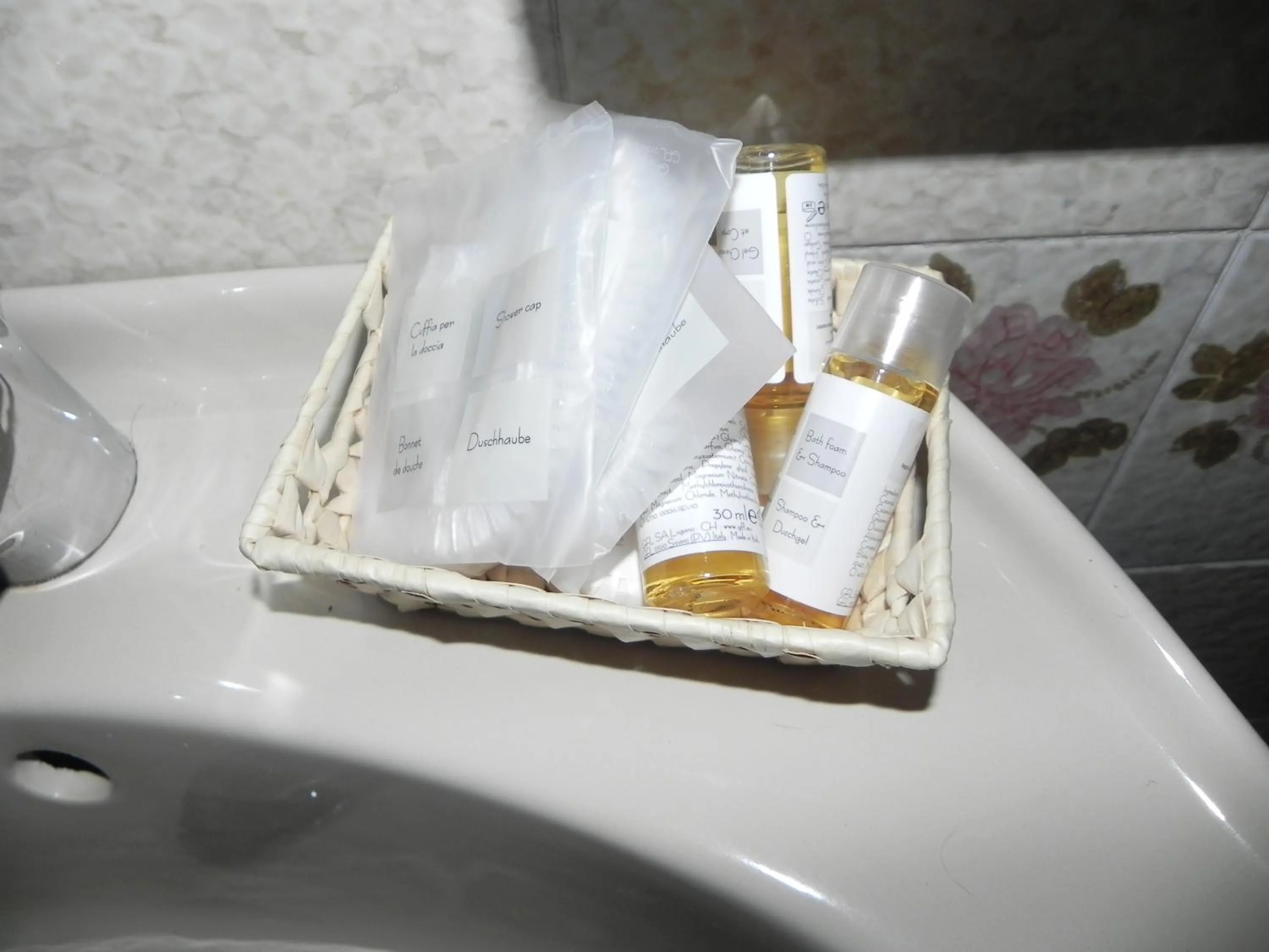 Bathroom in Hotel Nuovo Pecetto