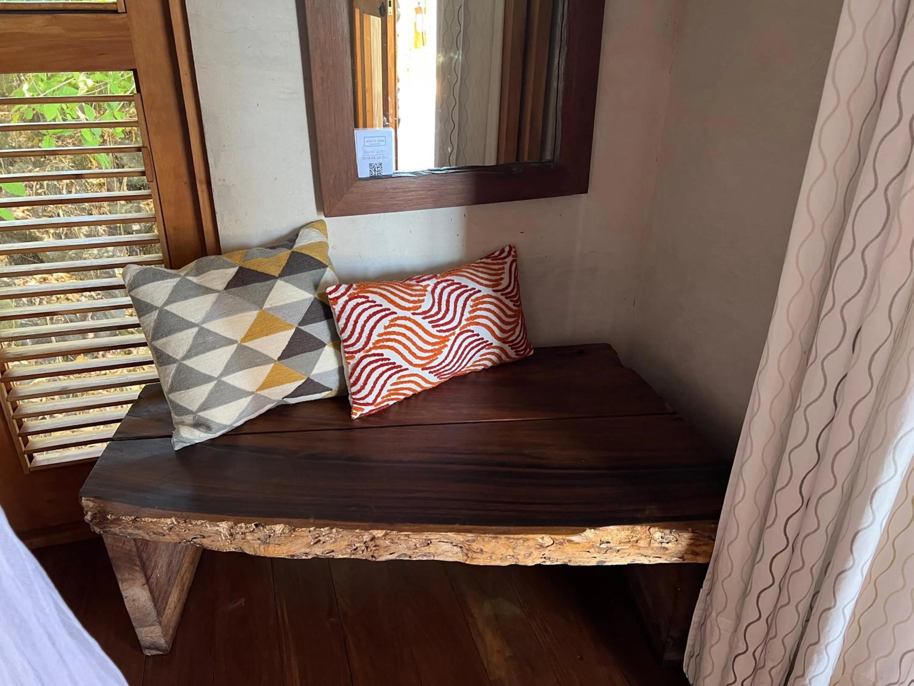 Isleta El Espino Ecolodge