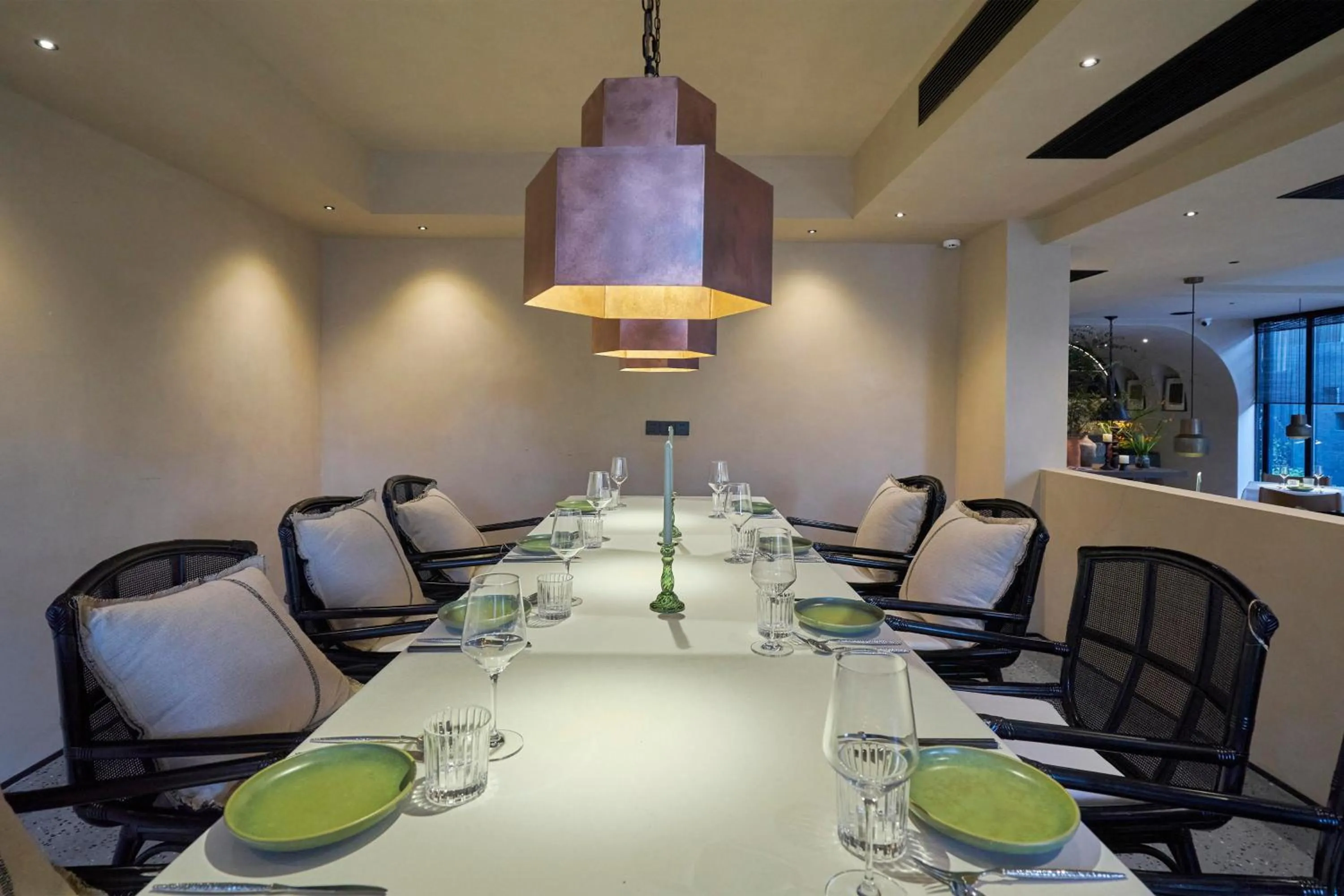 Restaurant/places to eat in Anji ke gamer wild luxury Resort villa