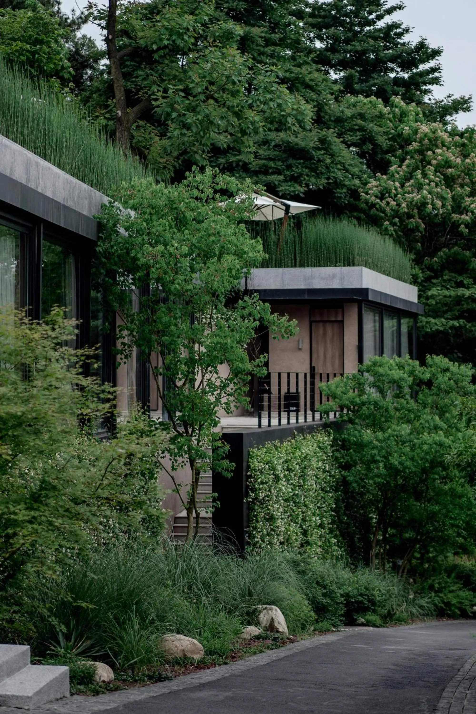 Property building in Anji ke gamer wild luxury Resort villa