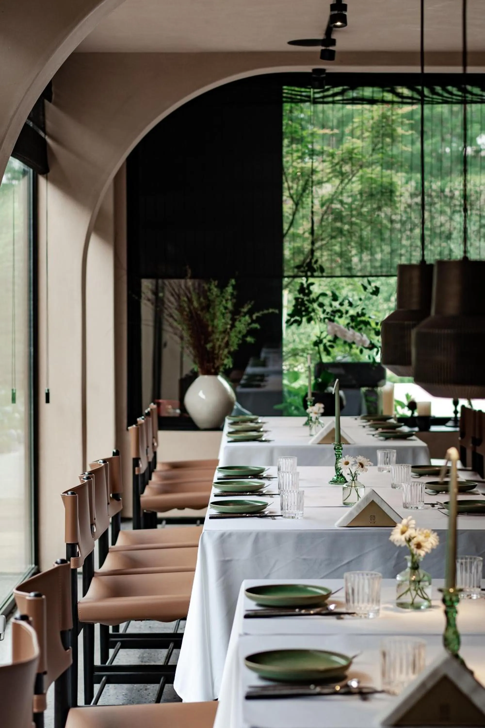 Restaurant/places to eat in Anji ke gamer wild luxury Resort villa