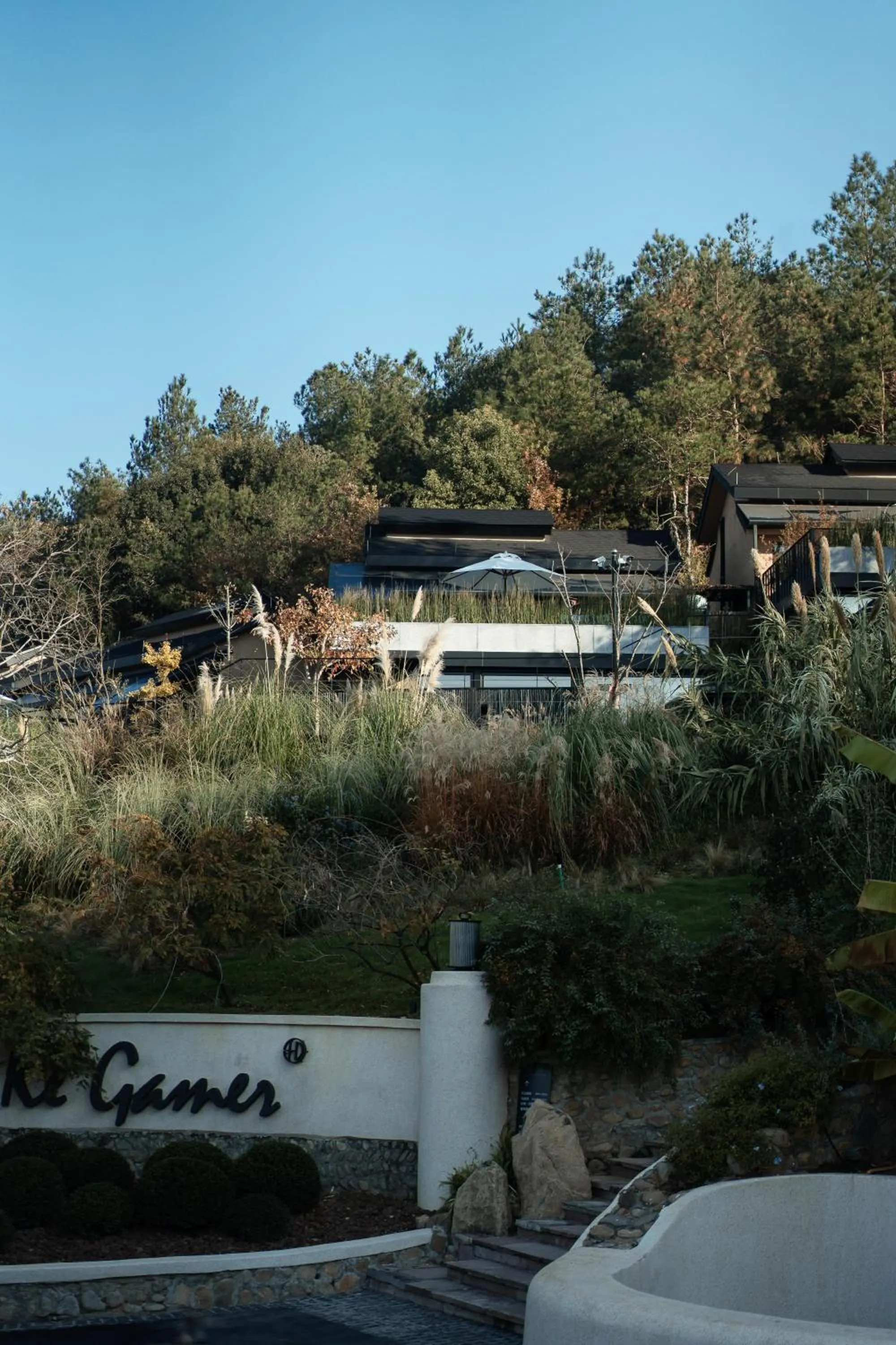 Property building in Anji ke gamer wild luxury Resort villa