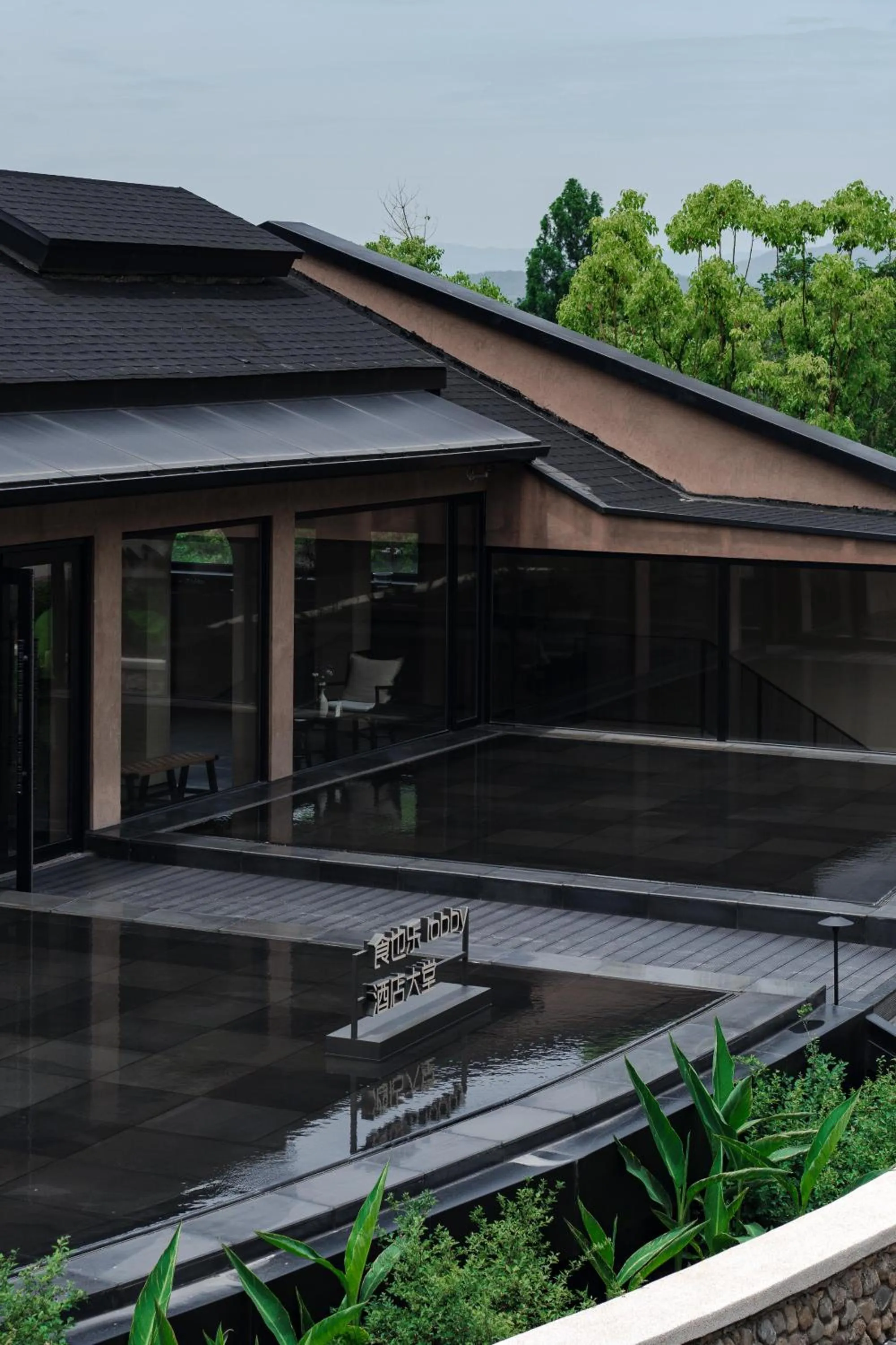 Property building in Anji ke gamer wild luxury Resort villa