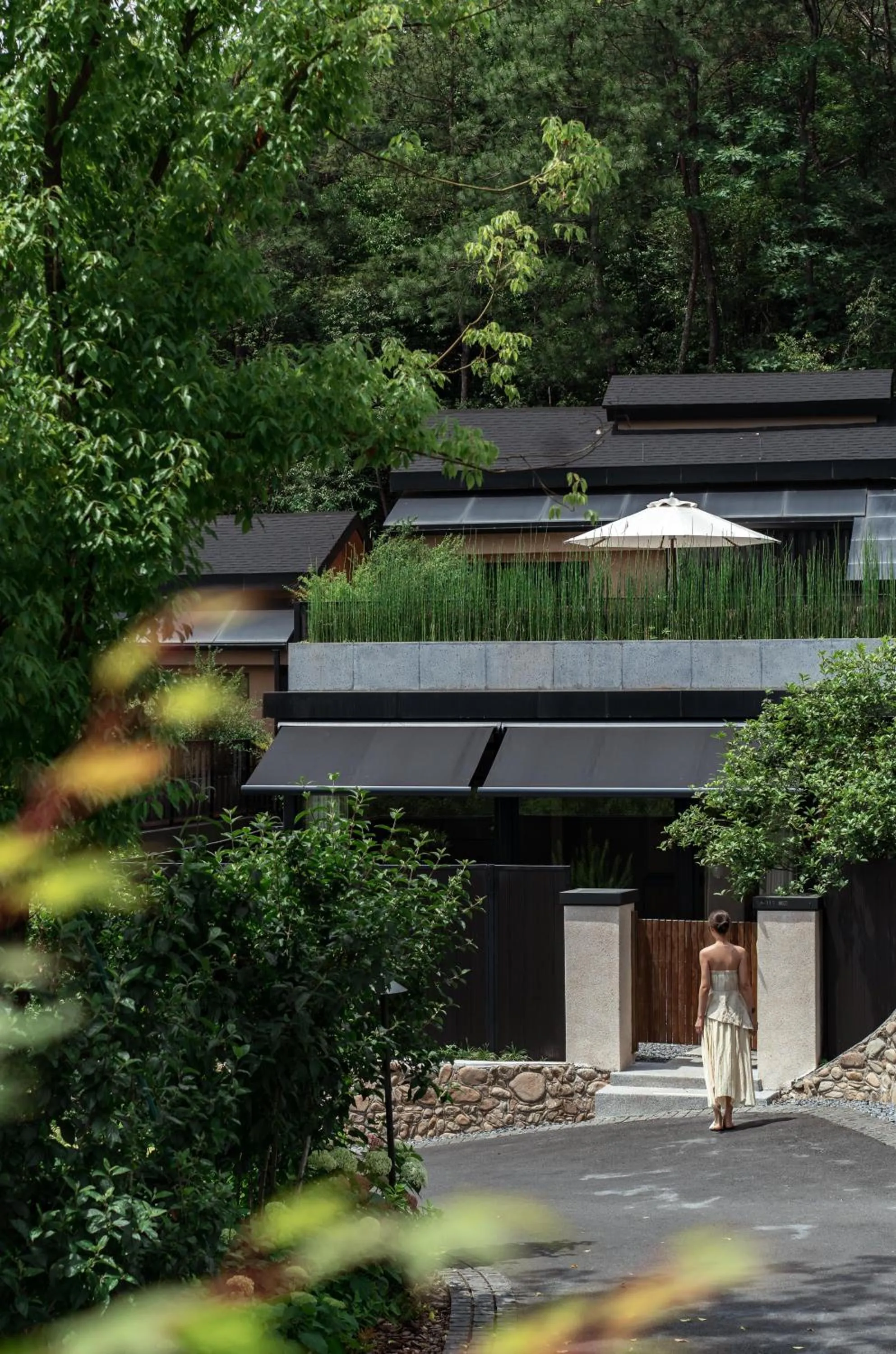 Property building in Anji ke gamer wild luxury Resort villa