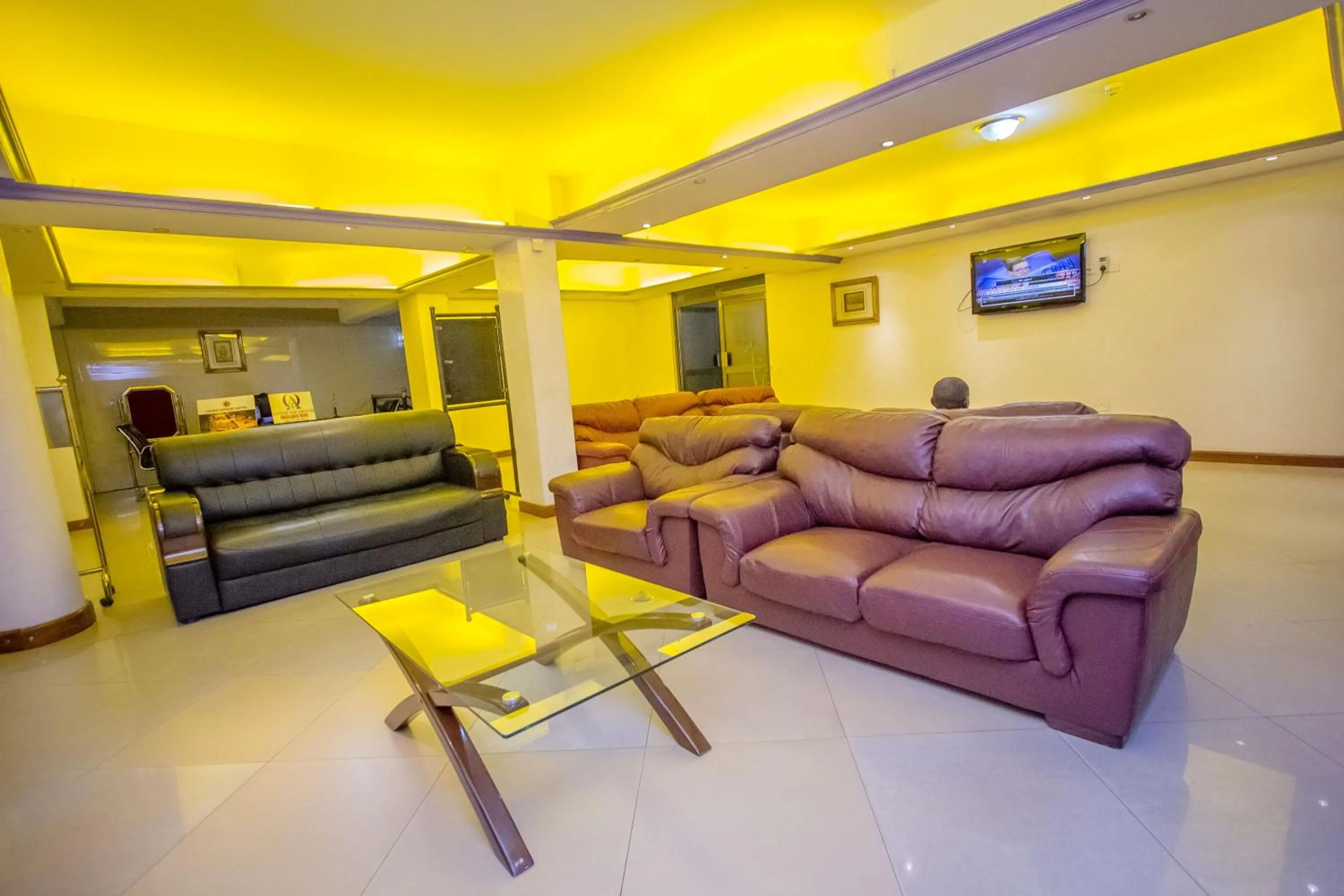 Lobby or reception in Holiday Express Hotel Kampala