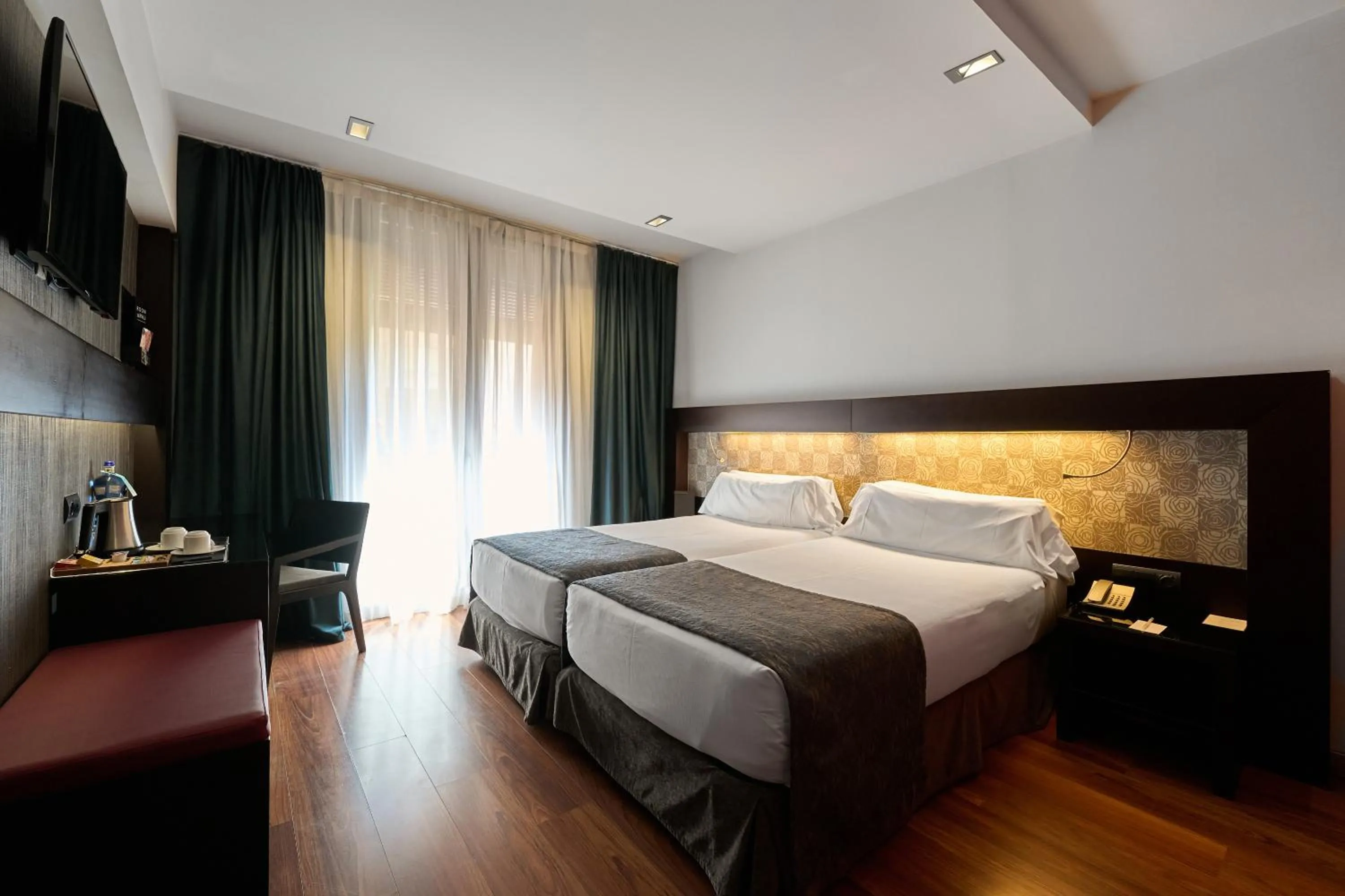 Bed in Catalonia Port