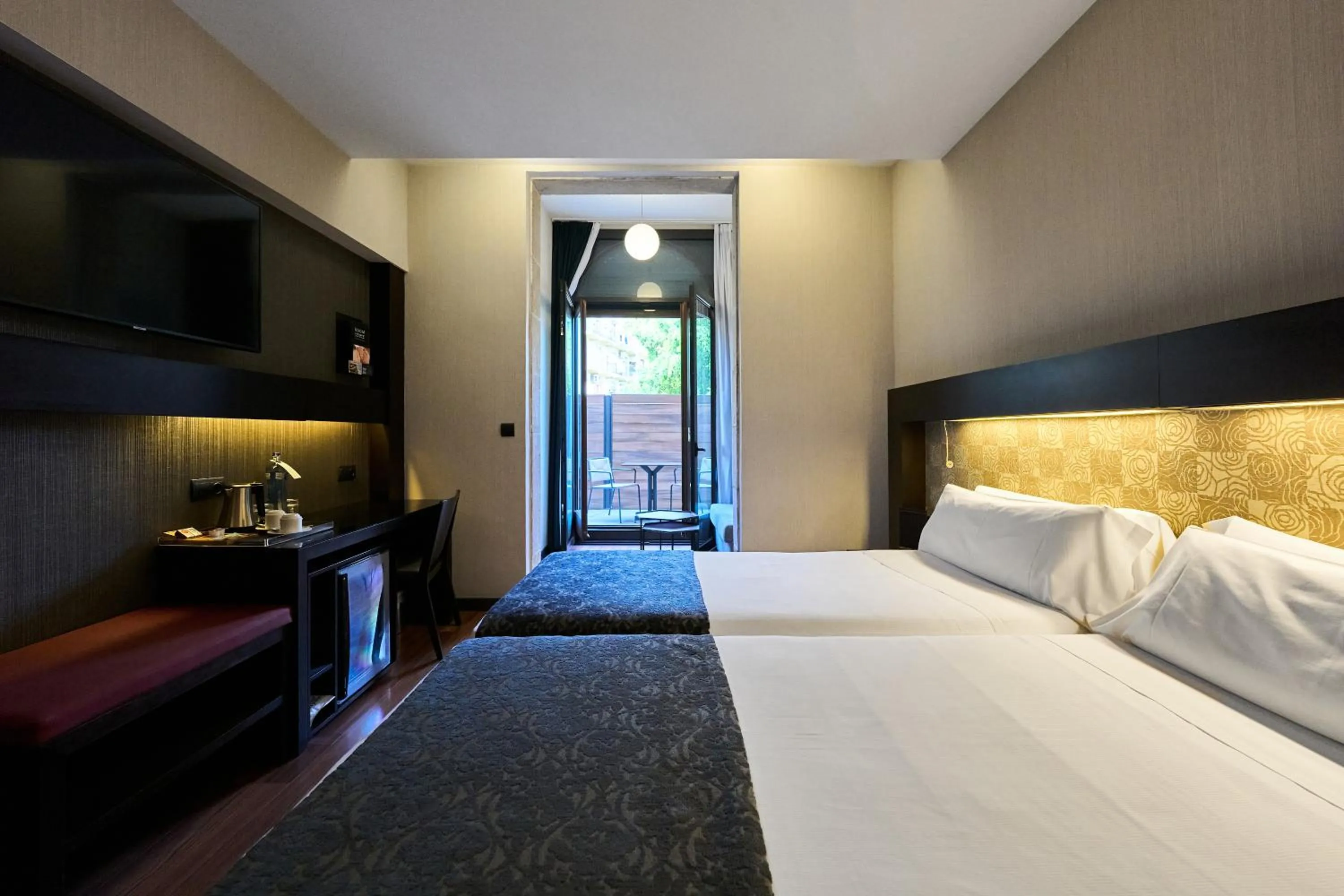 Bed in Catalonia Port