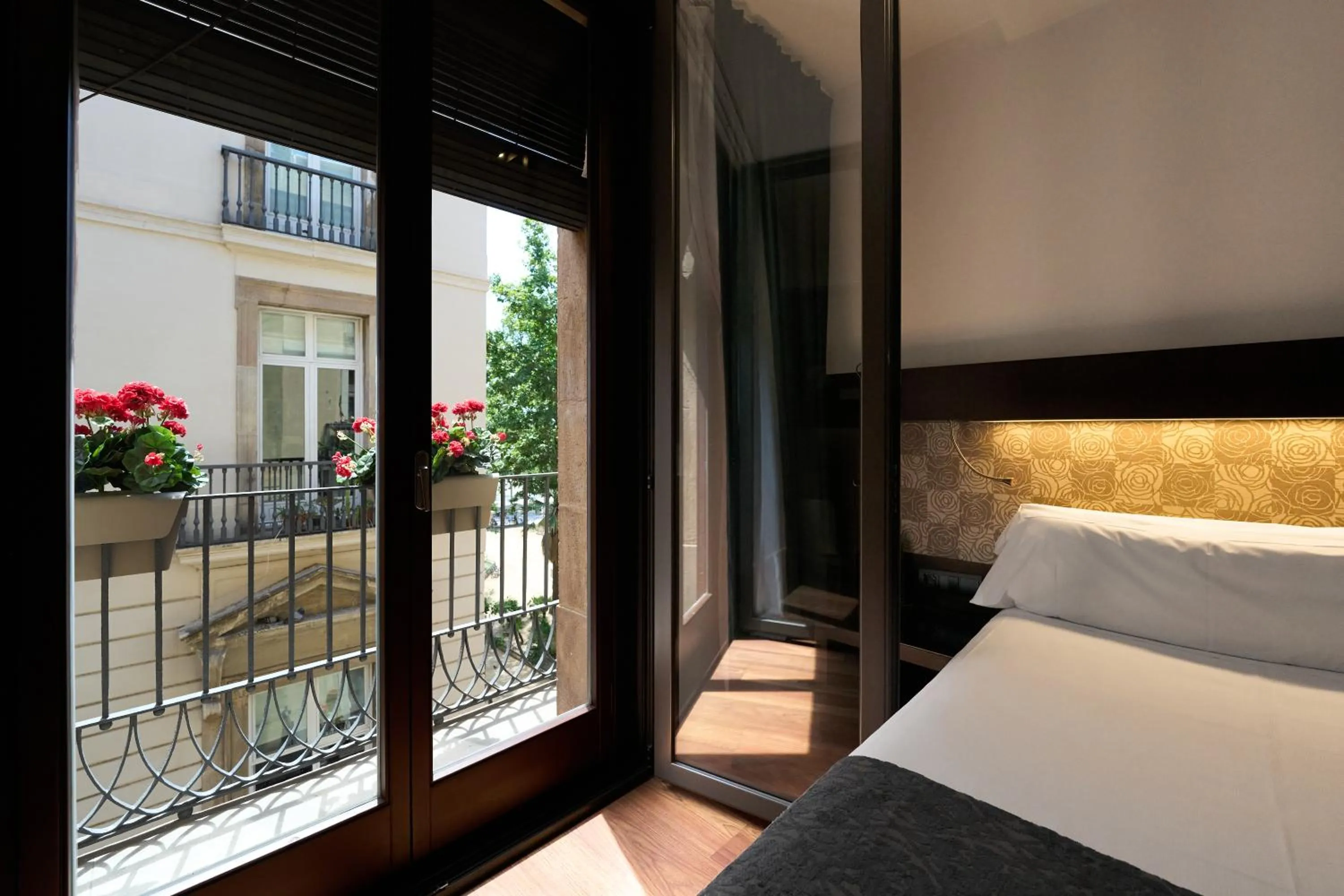 Bed in Catalonia Port