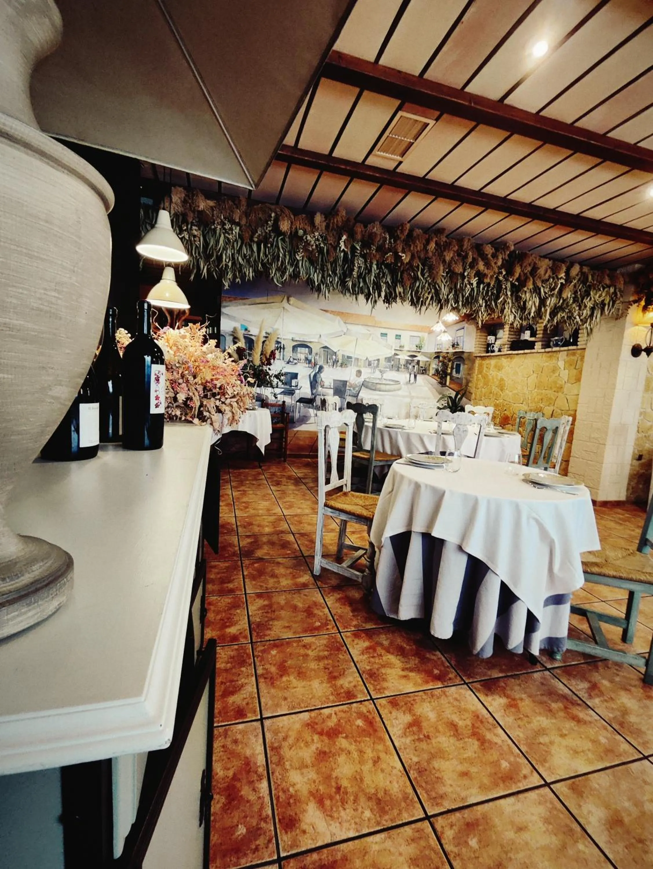 Restaurant/places to eat in Hostal La Posada