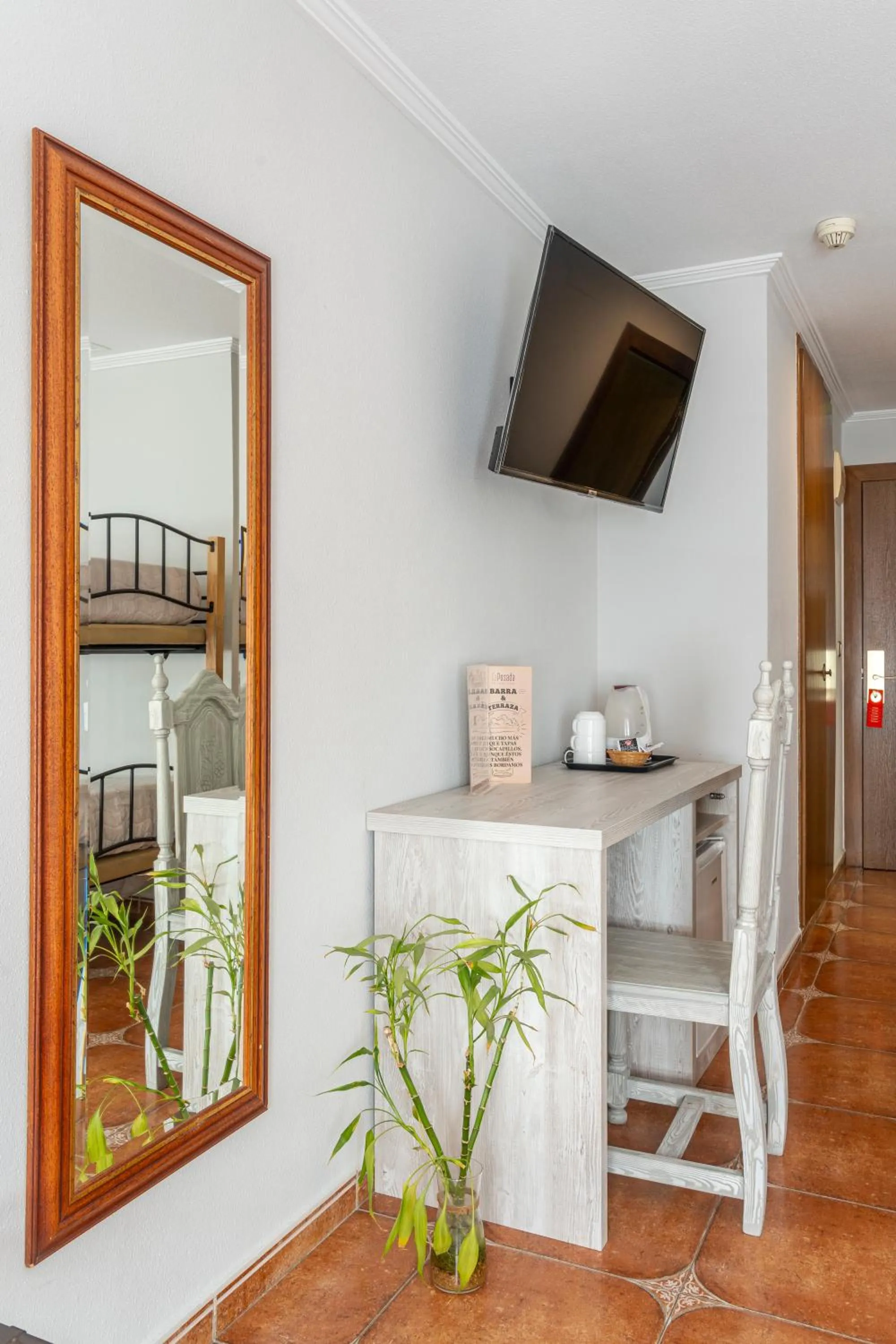 TV and multimedia in Hostal La Posada