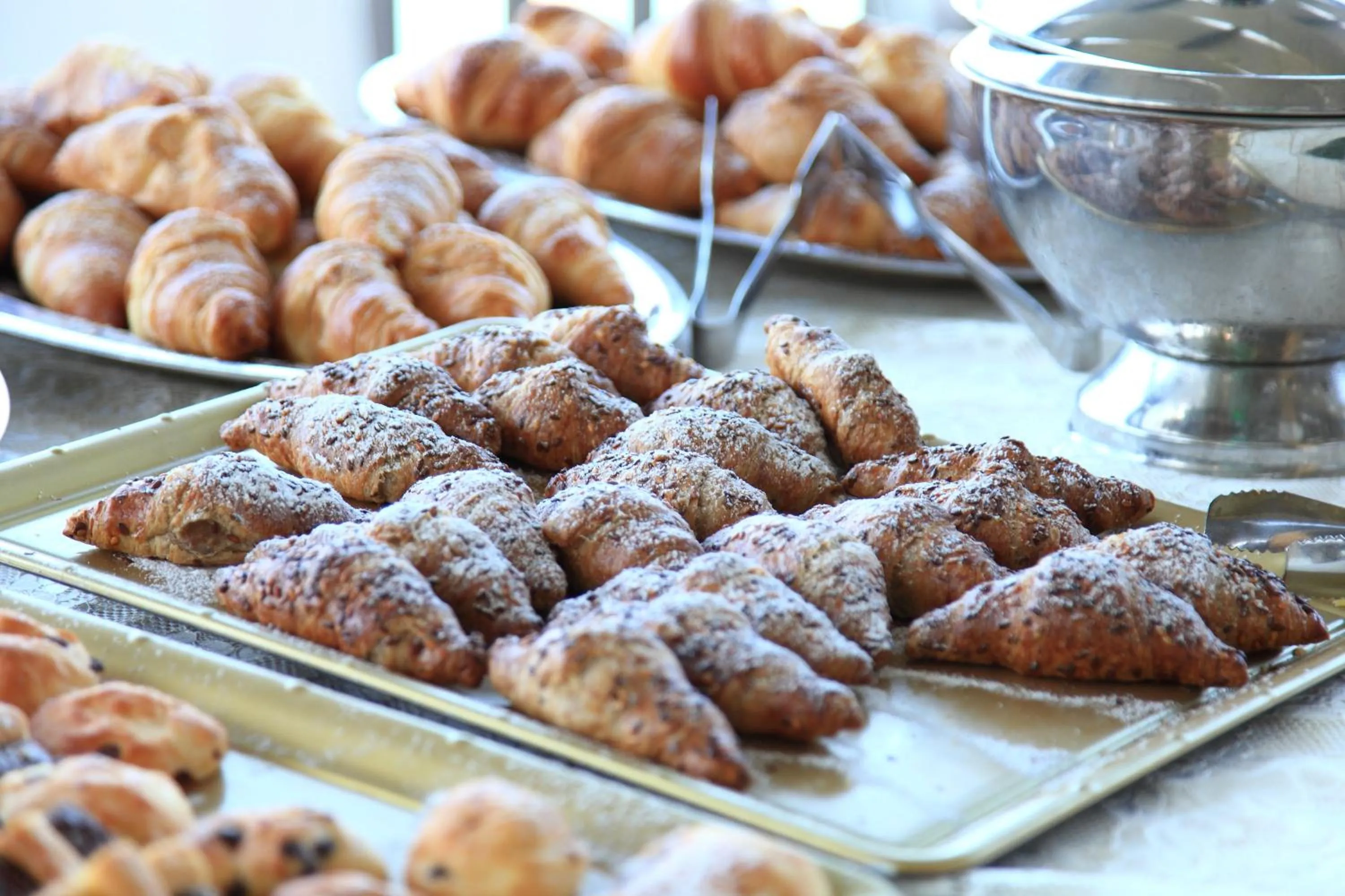 Breakfast in Eden Resort Country