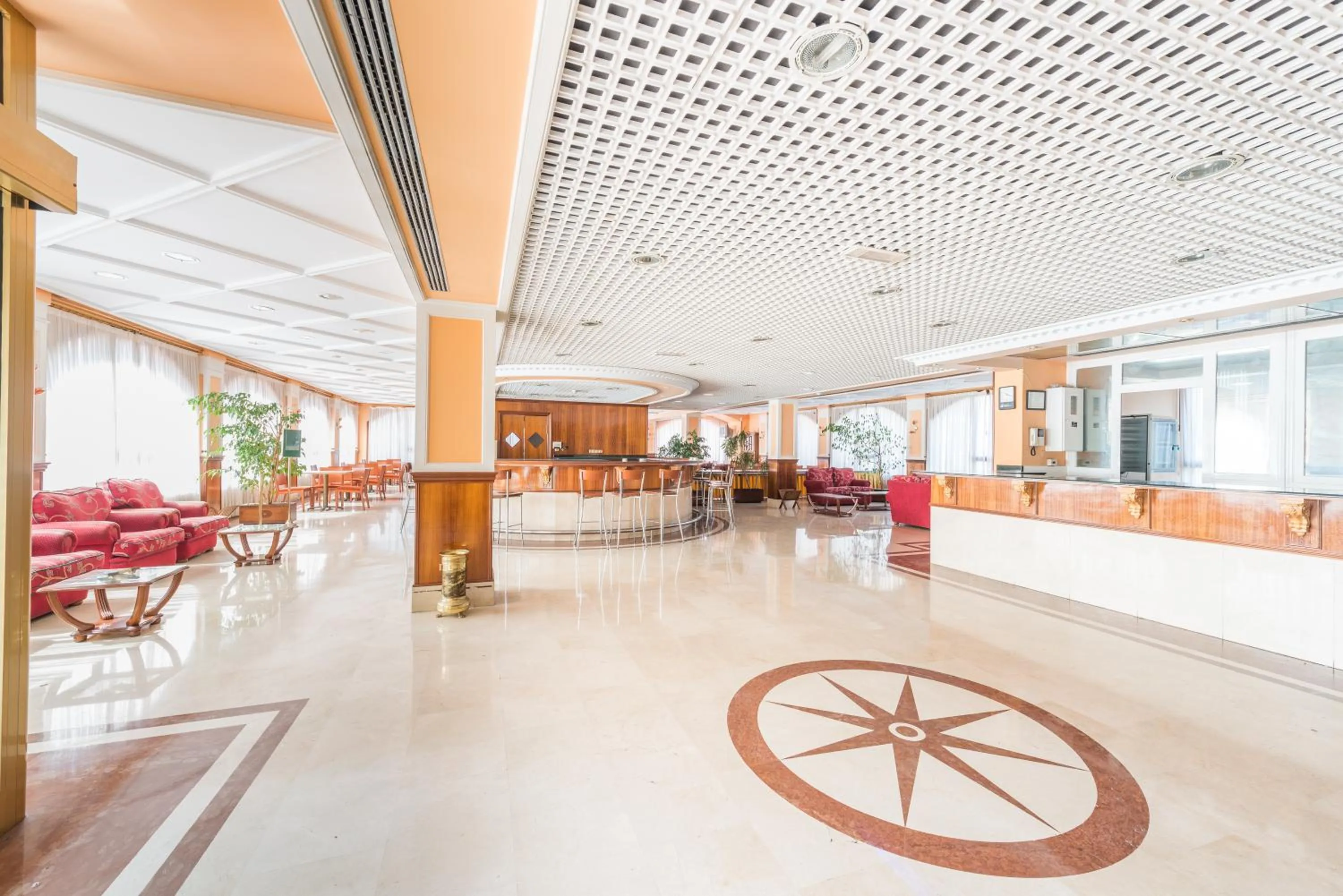 Lounge or bar in Hospedium Hotel Sky Blu Sondika