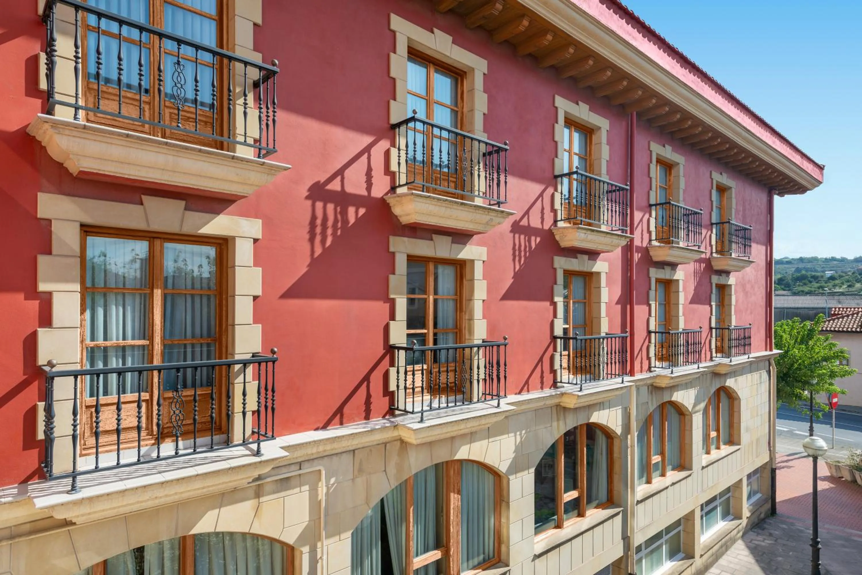 Facade/entrance in Hospedium Hotel Sky Blu Sondika