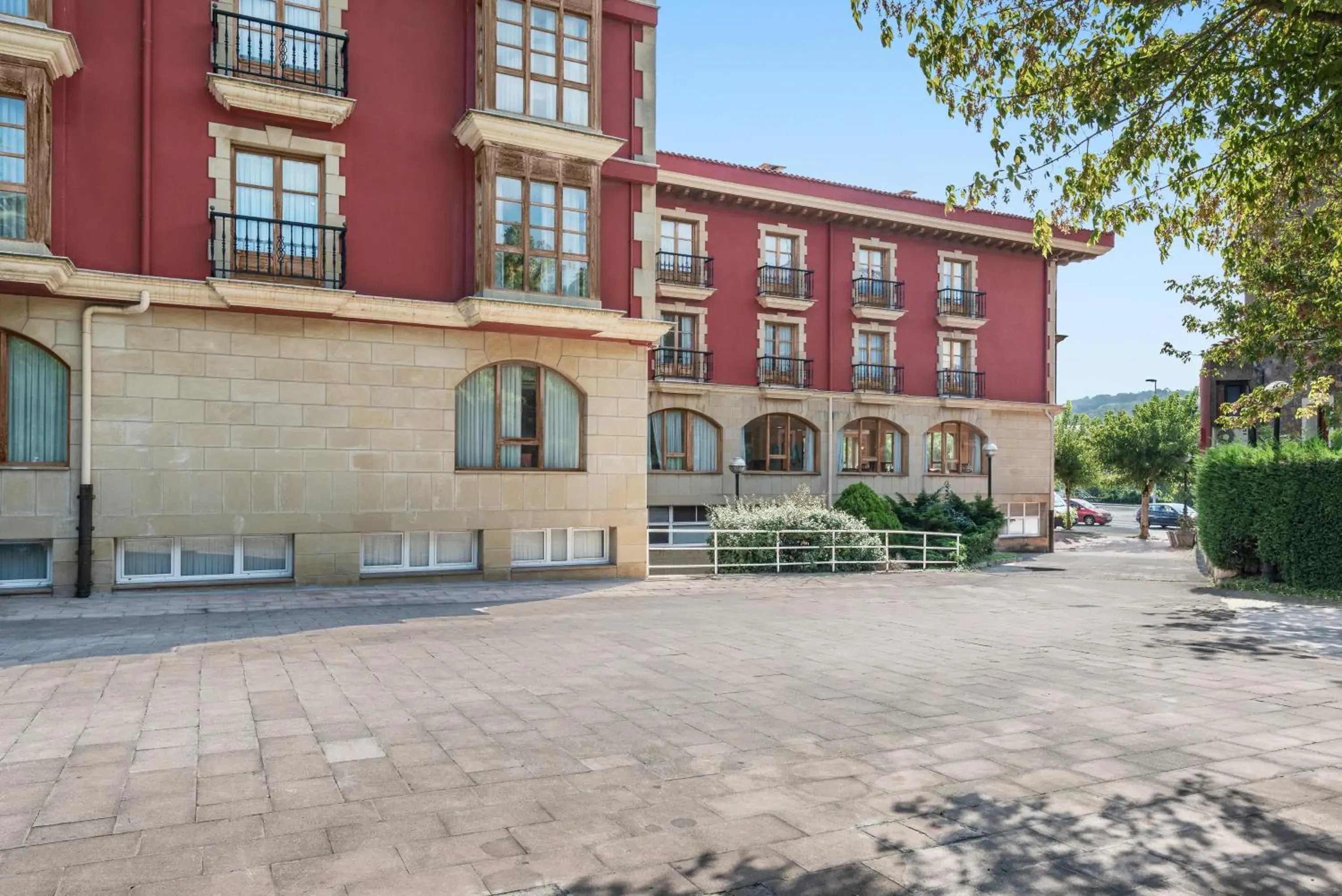 Facade/entrance in Hospedium Hotel Sky Blu Sondika Facade/entrance in Hospedium Hotel Sky Blu Sondika