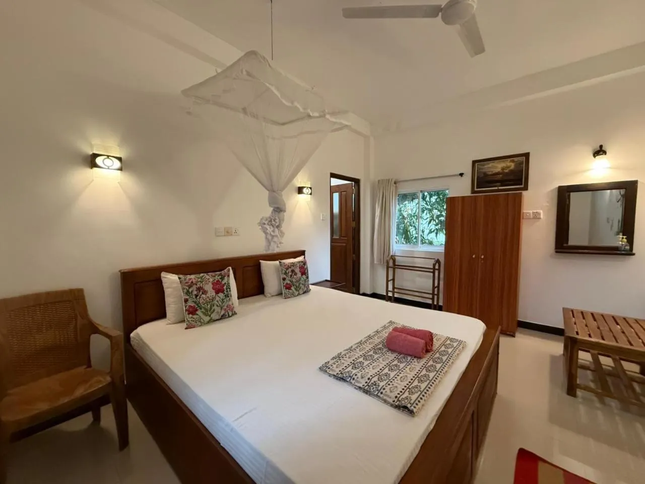 Deluxe Double Room in Anna Tourist Inn