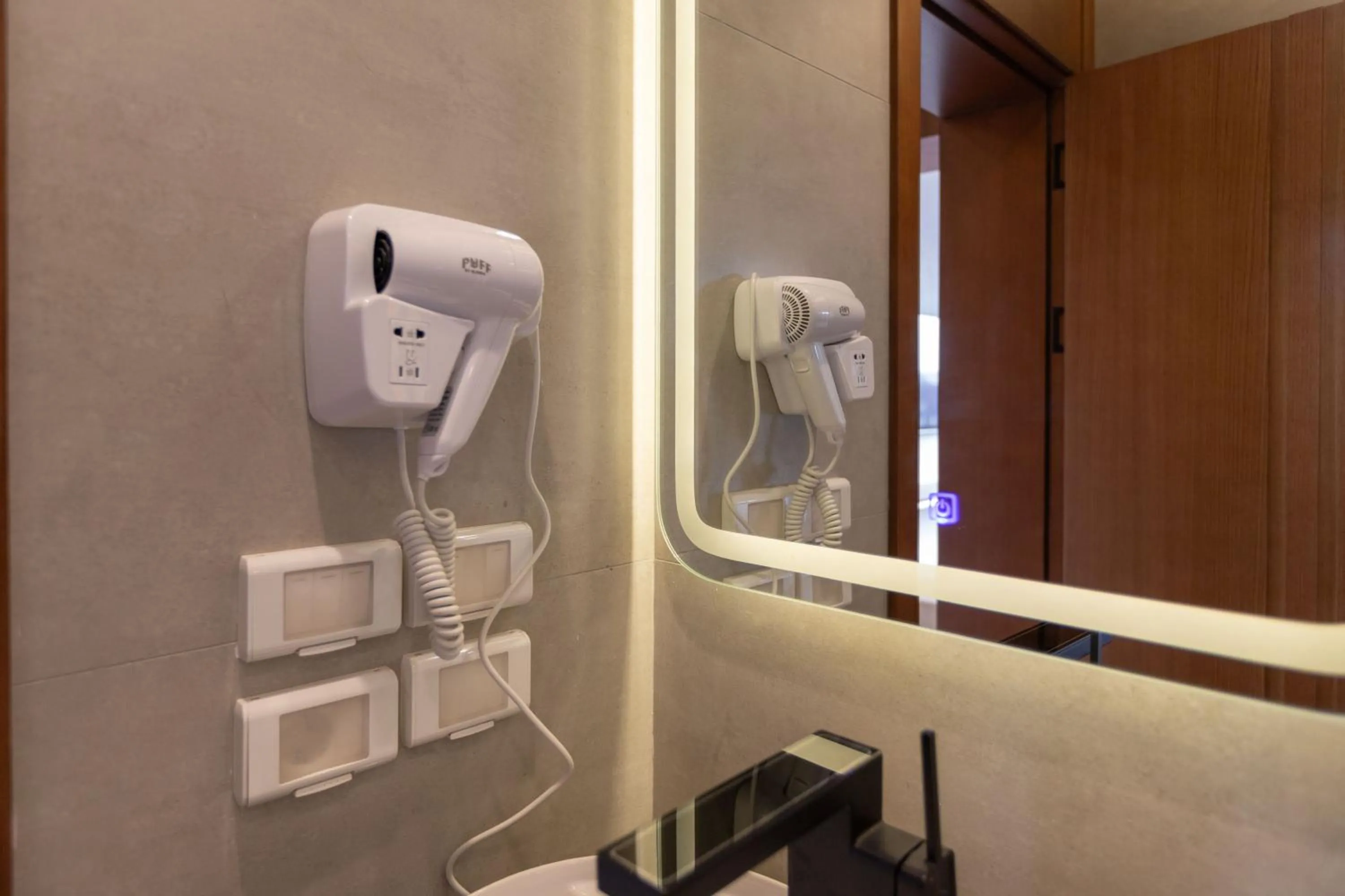 Toilet in Galaxy Pyramids View INN