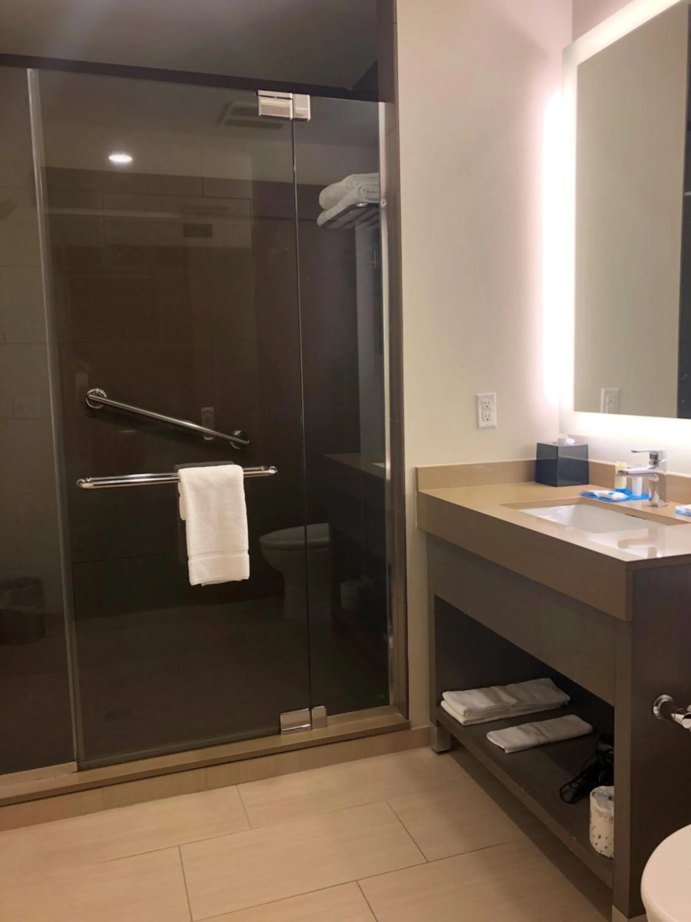 Shower in Hyatt House Seattle Downtown