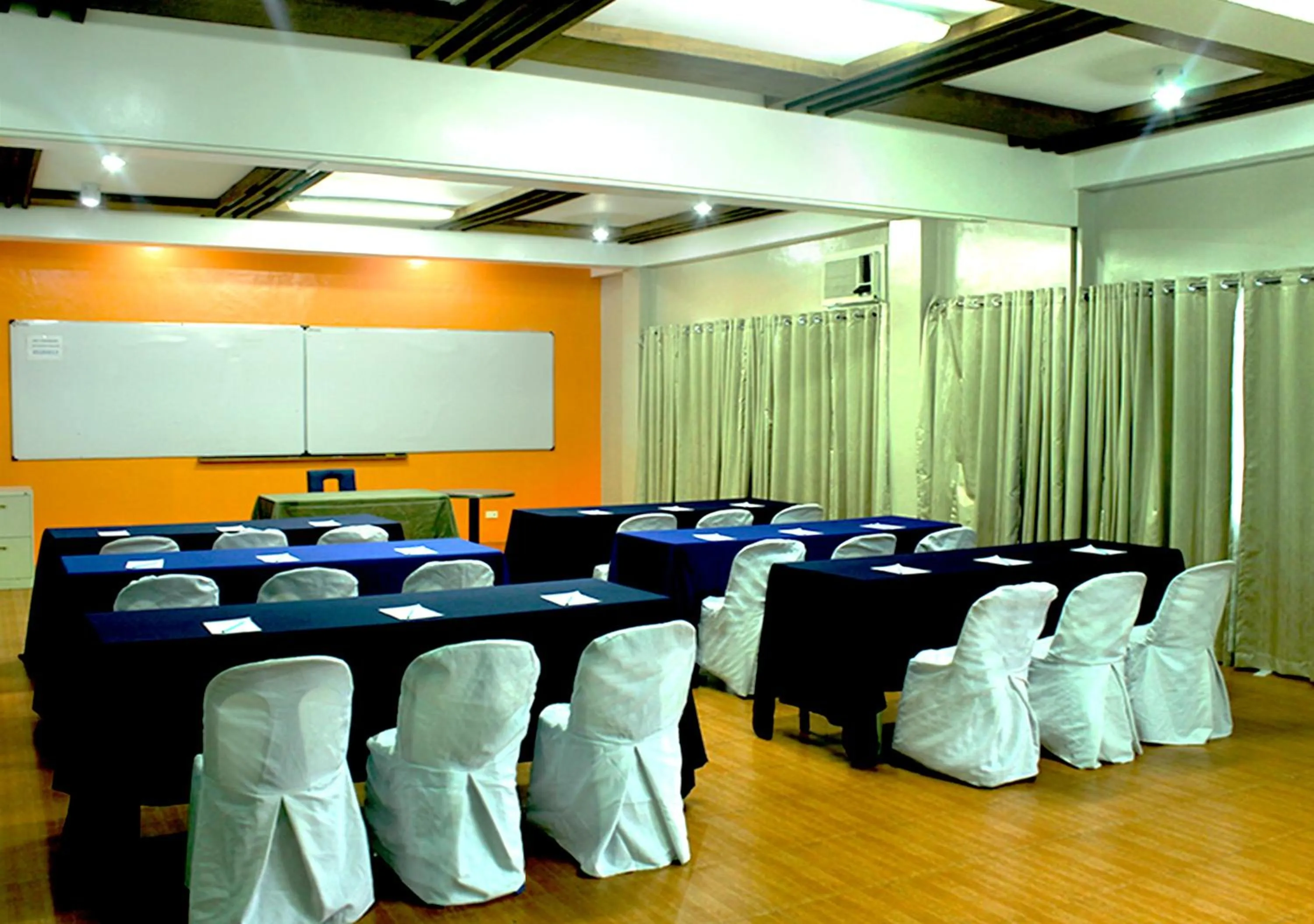 Banquet/Function facilities in Altaroca Mountain Resort Antipolo