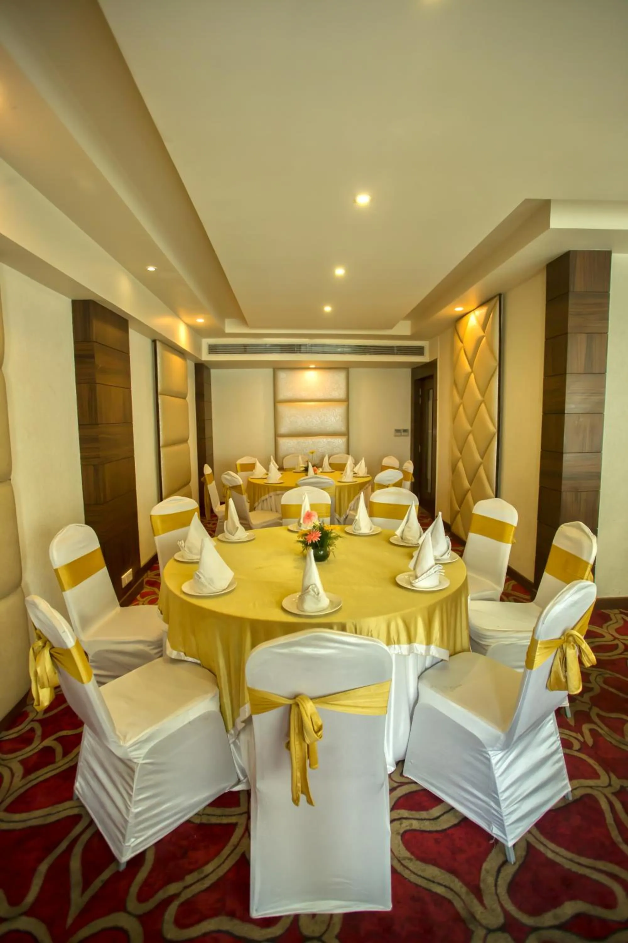 Banquet/Function facilities in Sarovar Portico- Jalandhar