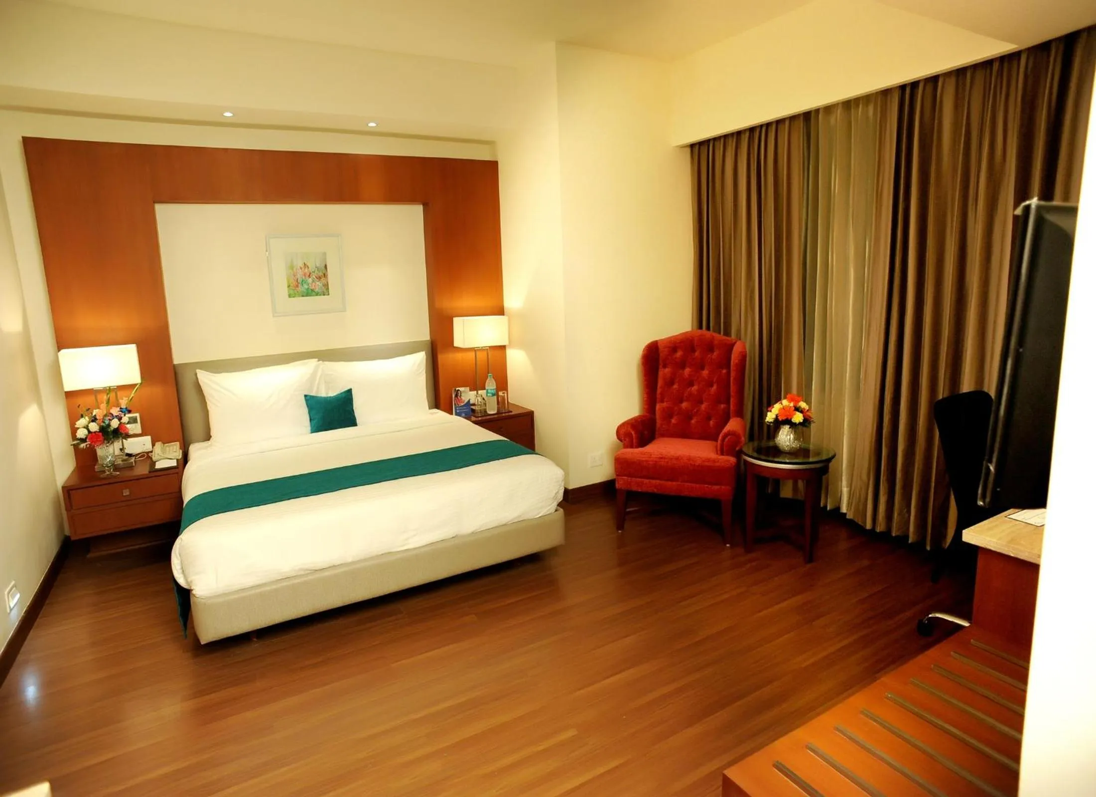 Photo of the whole room, Bed in Sarovar Portico- Jalandhar