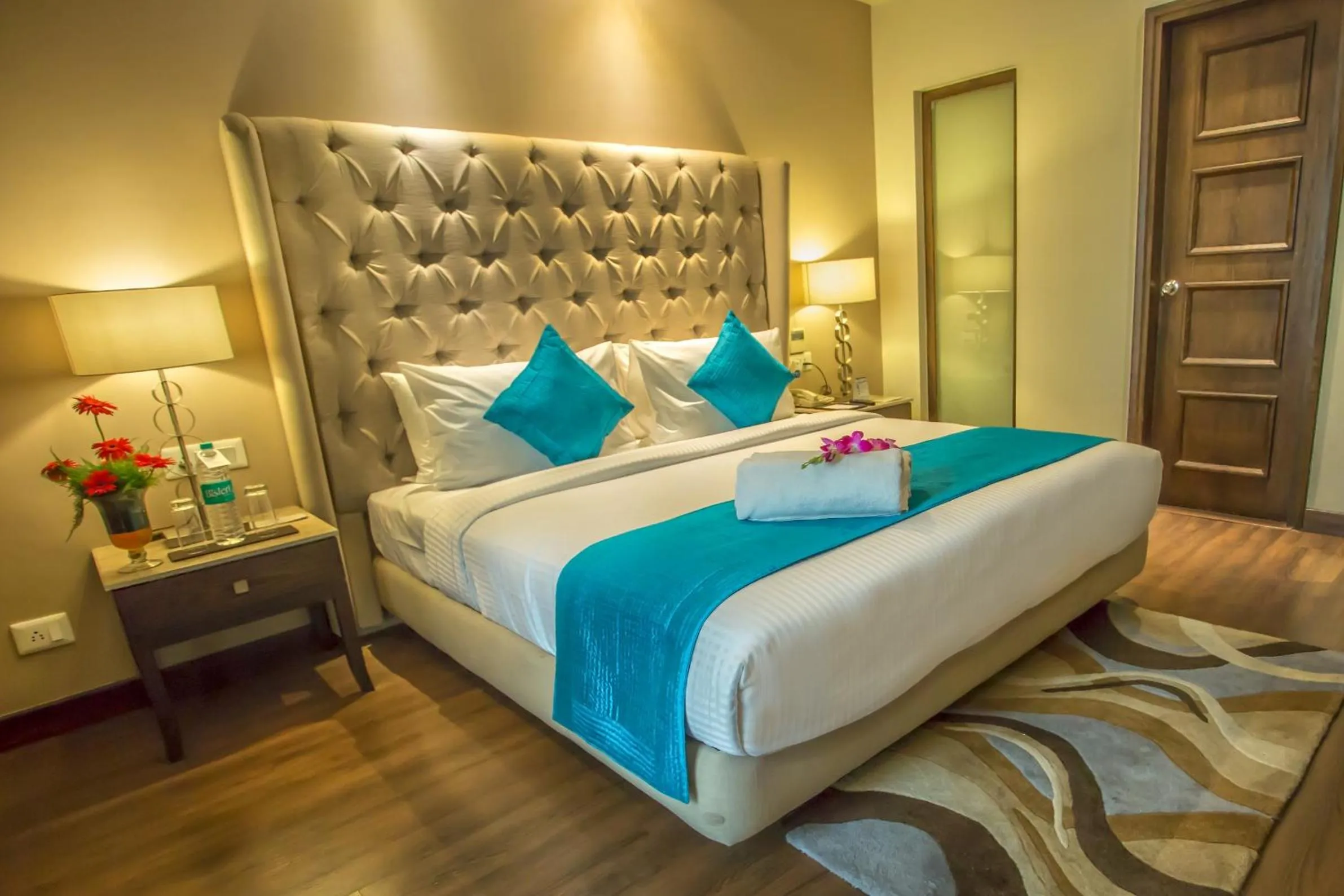 Bedroom, Bed in Sarovar Portico- Jalandhar