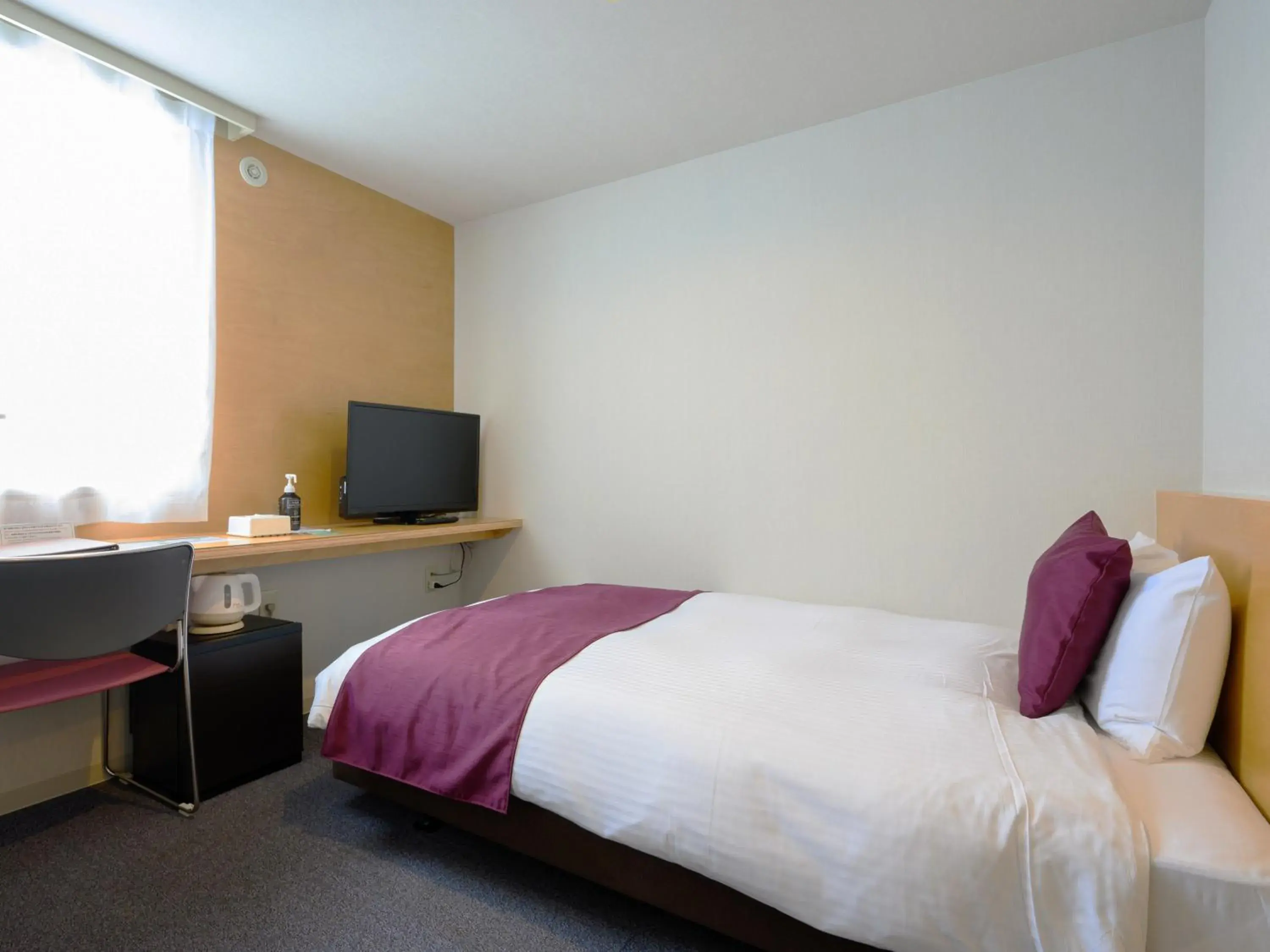 Photo of the whole room, Bed in hotel miura kaen Photo of the whole room, Bed in hotel miura kaen