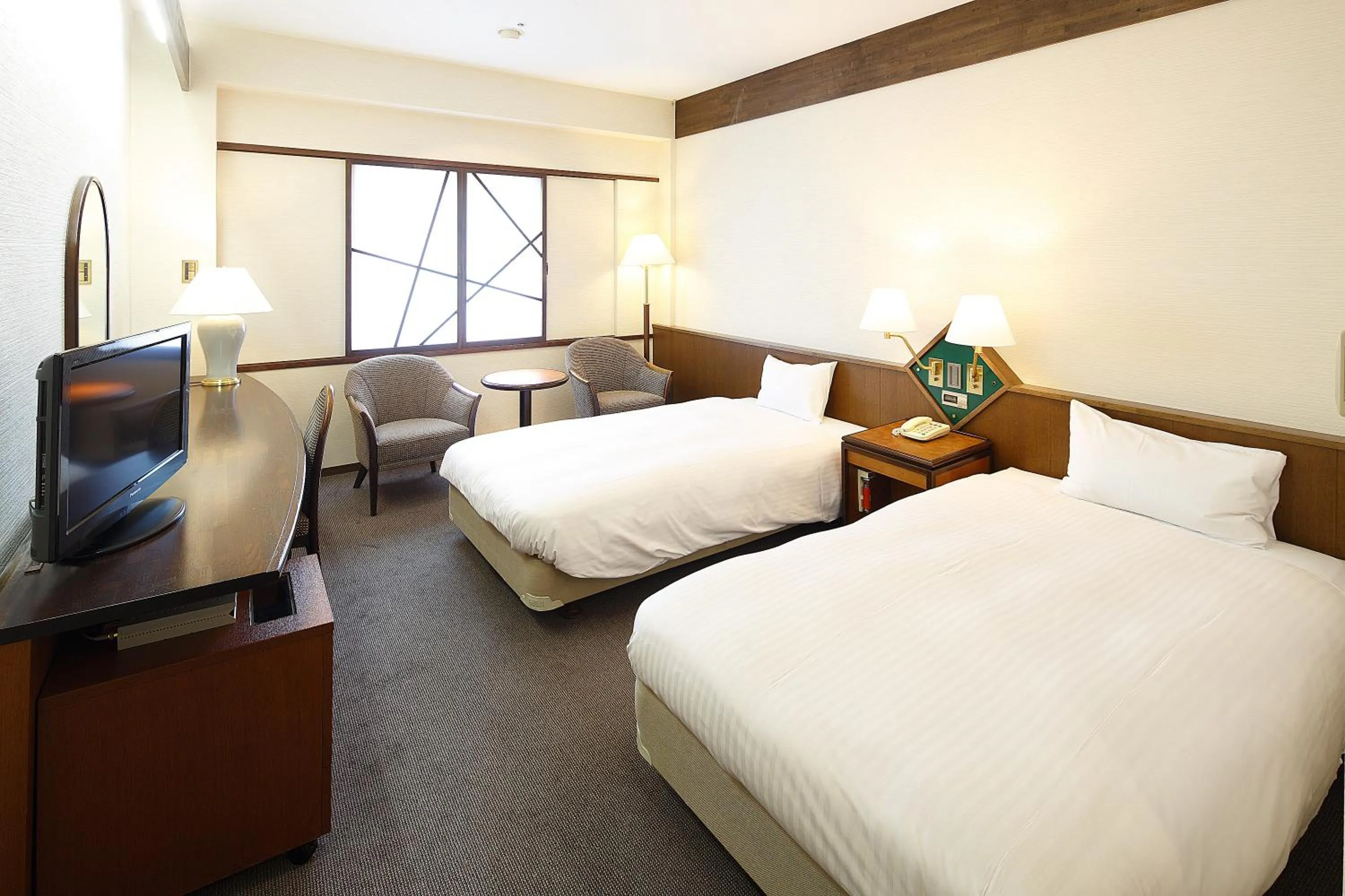 Photo of the whole room, Bed in Hotel New Omi