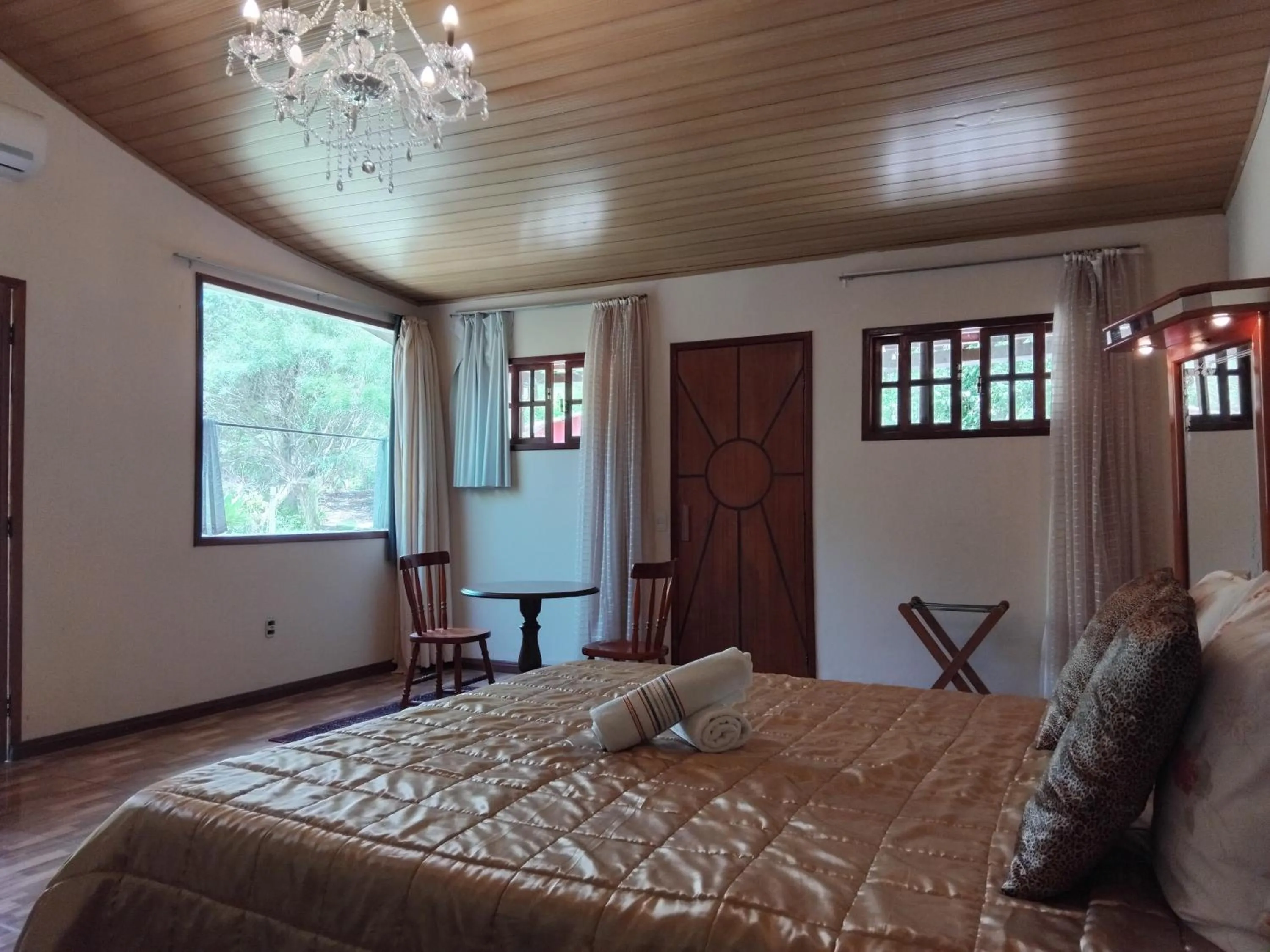 Bedroom, Bed in Pousada Lisieux