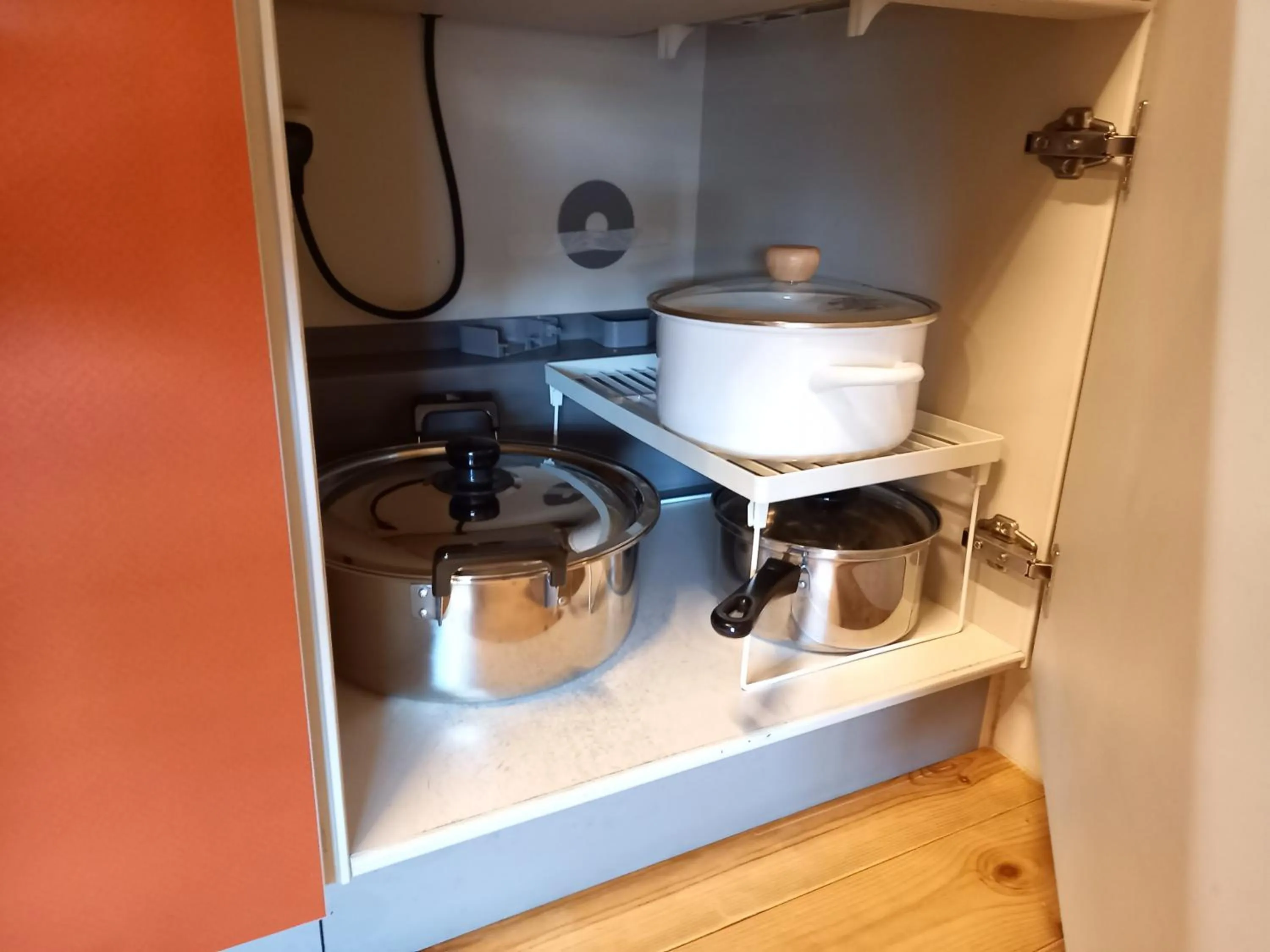 Kitchen or kitchenette in Villa Orange Cabin