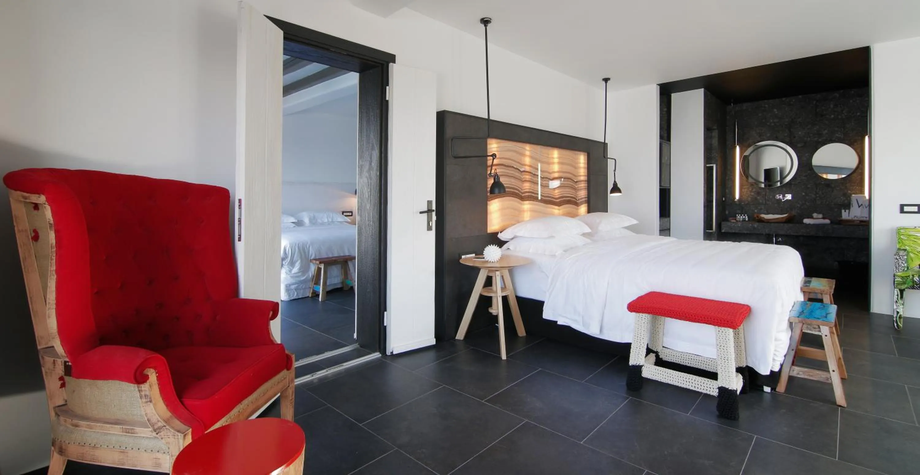 Photo of the whole room, Bed in Myconian Avaton, a Member of Design Hotels