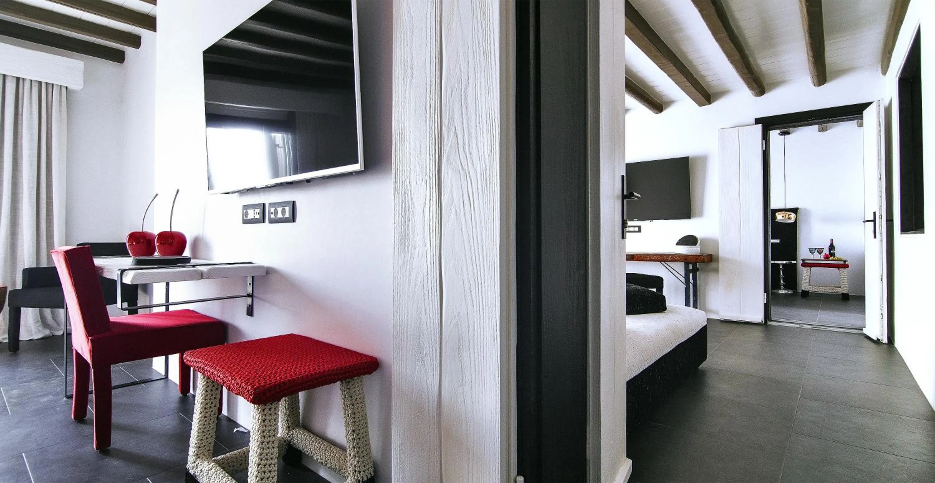 TV and multimedia in Myconian Avaton, a Member of Design Hotels