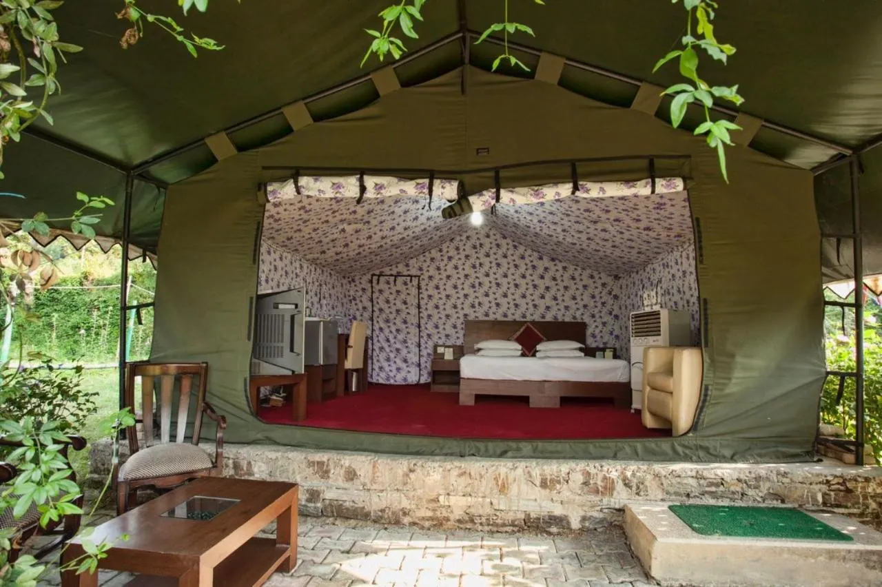 Bed in Flag House Resort