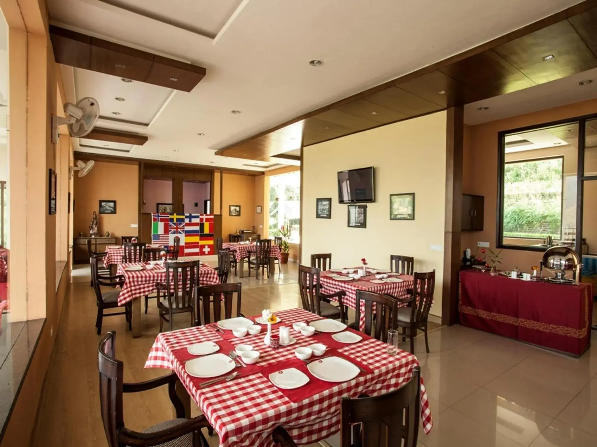 Restaurant/places to eat in Flag House Resort Restaurant/places to eat in Flag House Resort