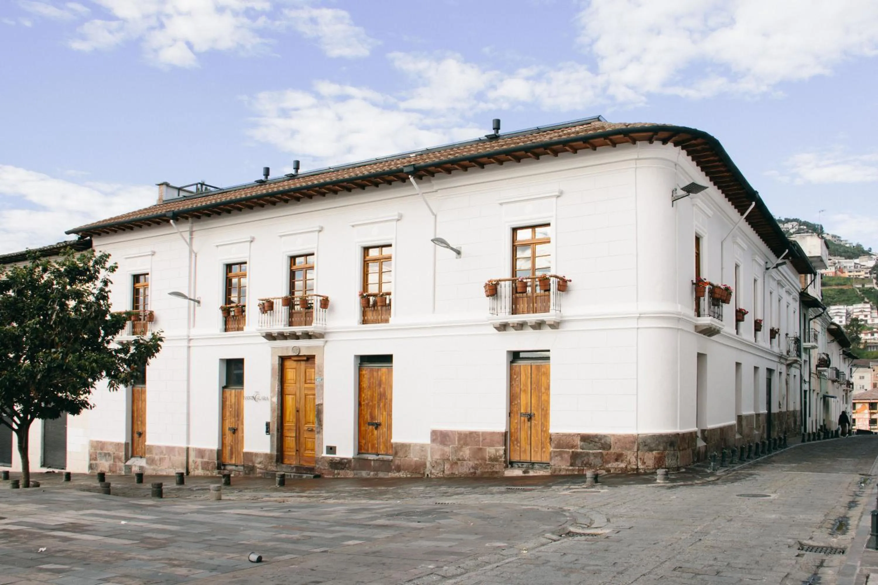 Property building in Casa Santa Clara - Colonial Boutique Hotel